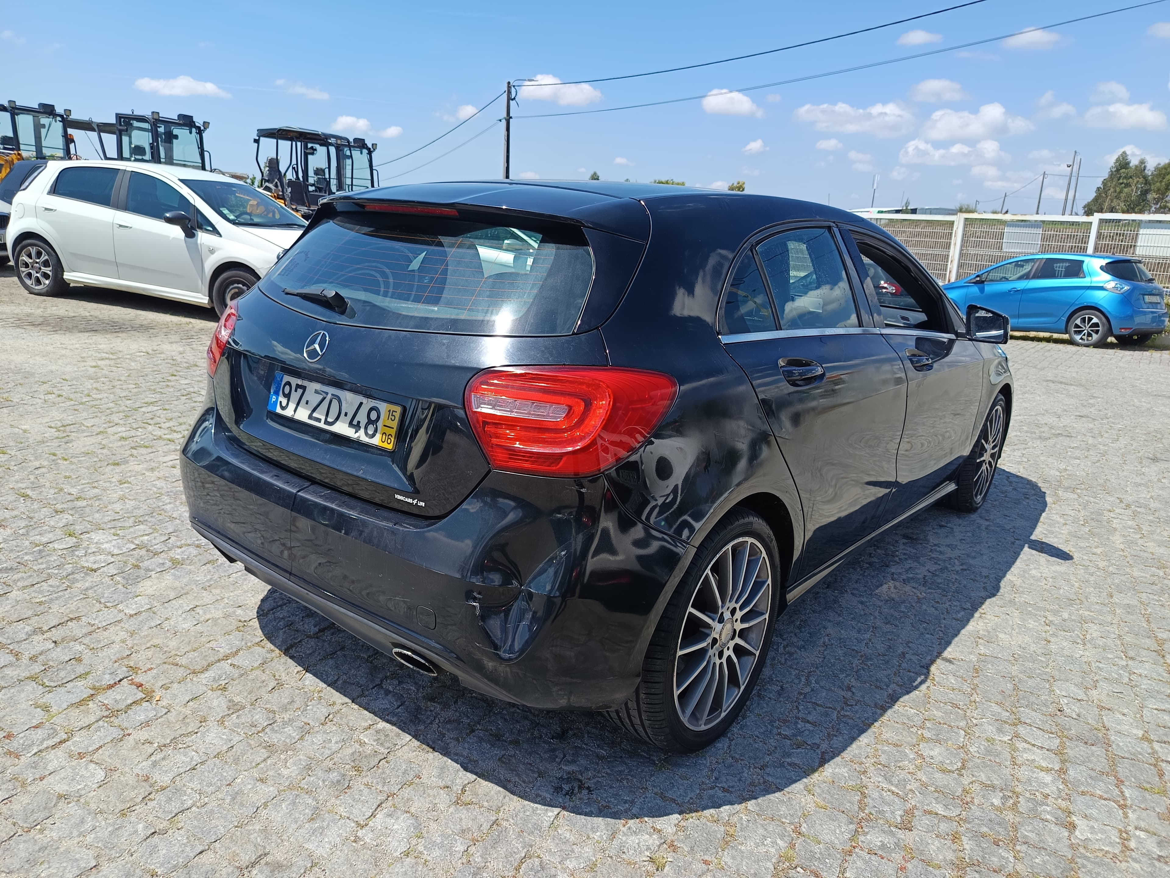 Mercedes-Benz A 200 CDI · Ano 2015 — imagen 4