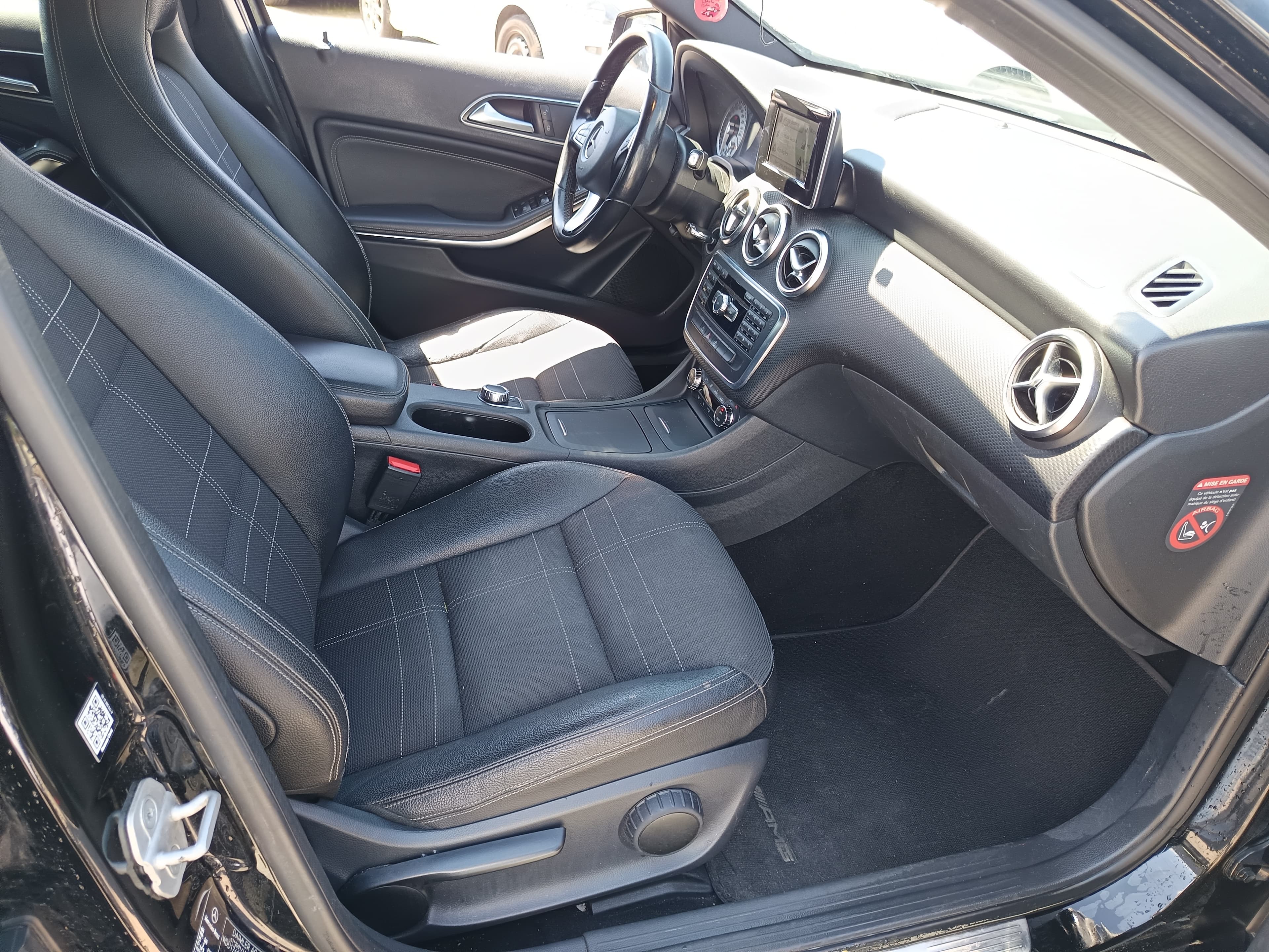 Mercedes-Benz A 200 CDI · Ano 2015 — imagen 36