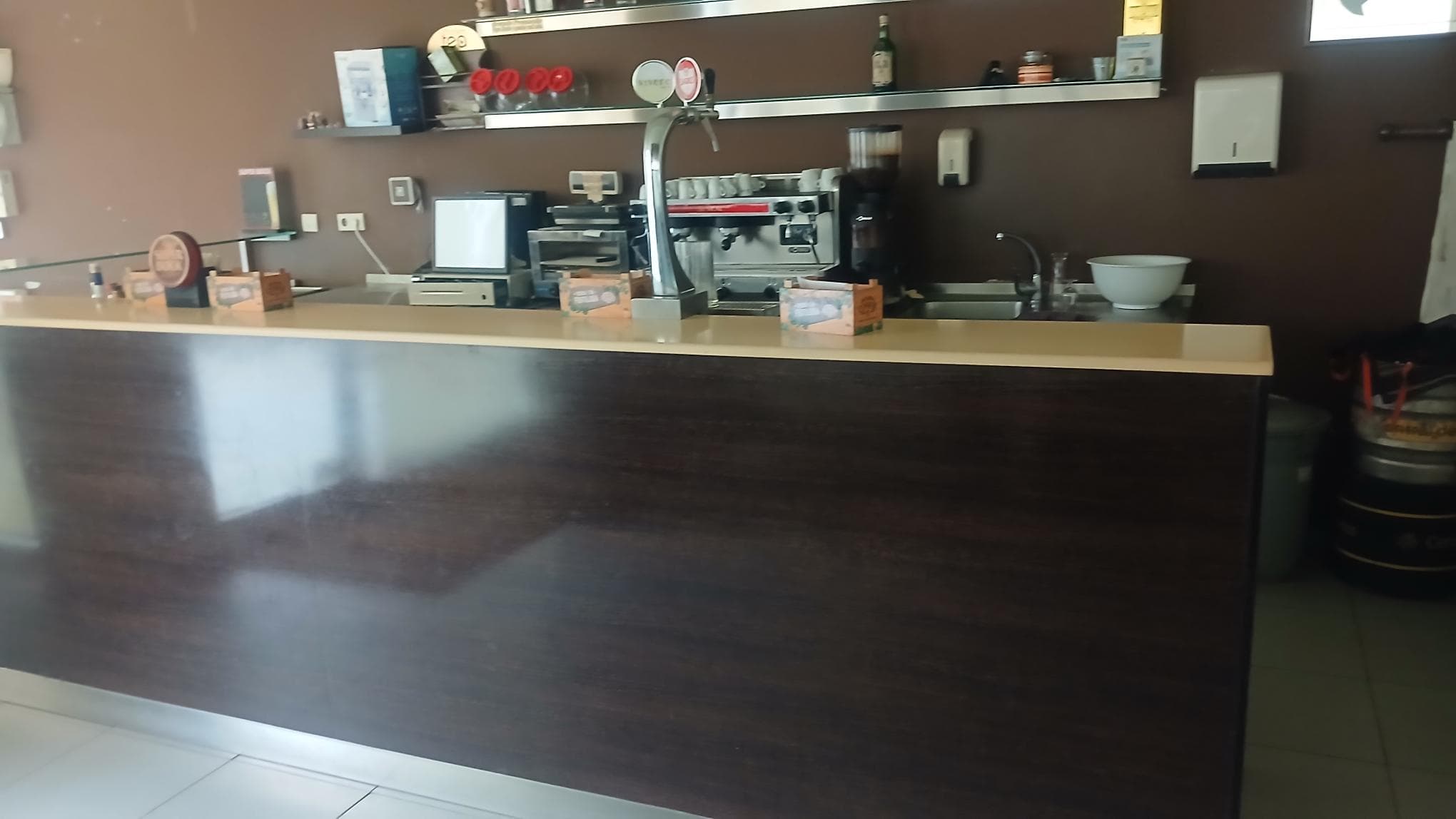 Loja + Equipamento de Hotelaria · Vieira do Minho — image 11