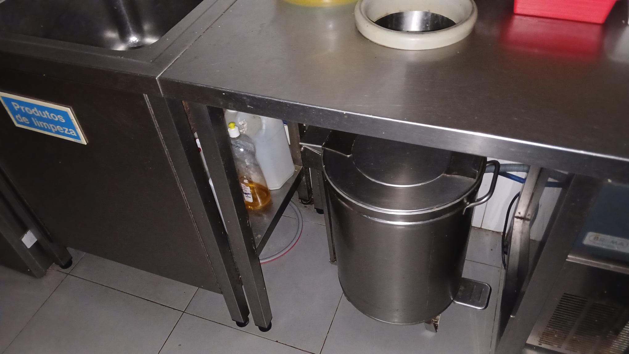 Loja + Equipamento de Hotelaria · Vieira do Minho — image 26