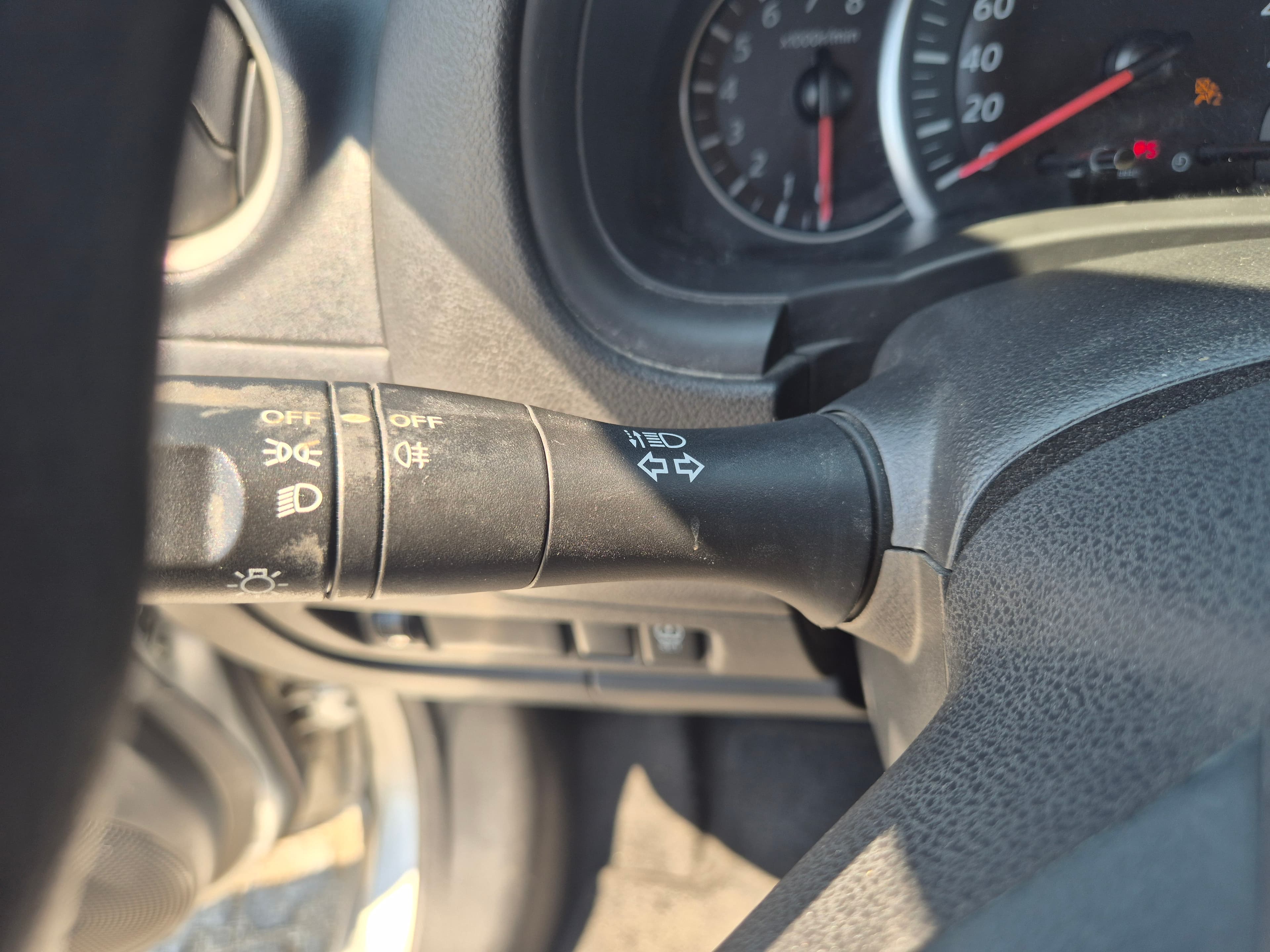 Nissan Micra · Ano 2016 — imagen 32