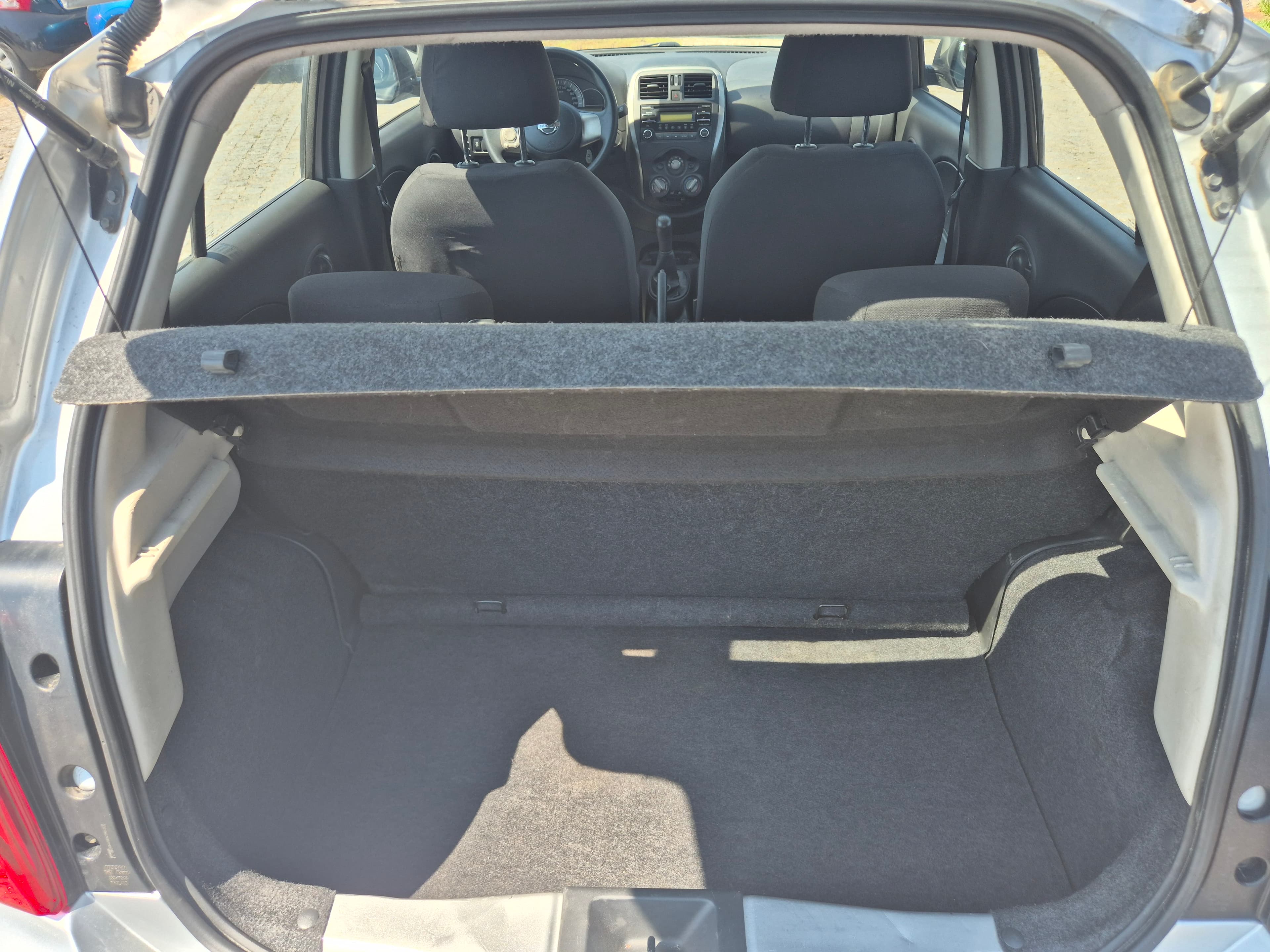 Nissan Micra · Ano 2016 — imagen 13