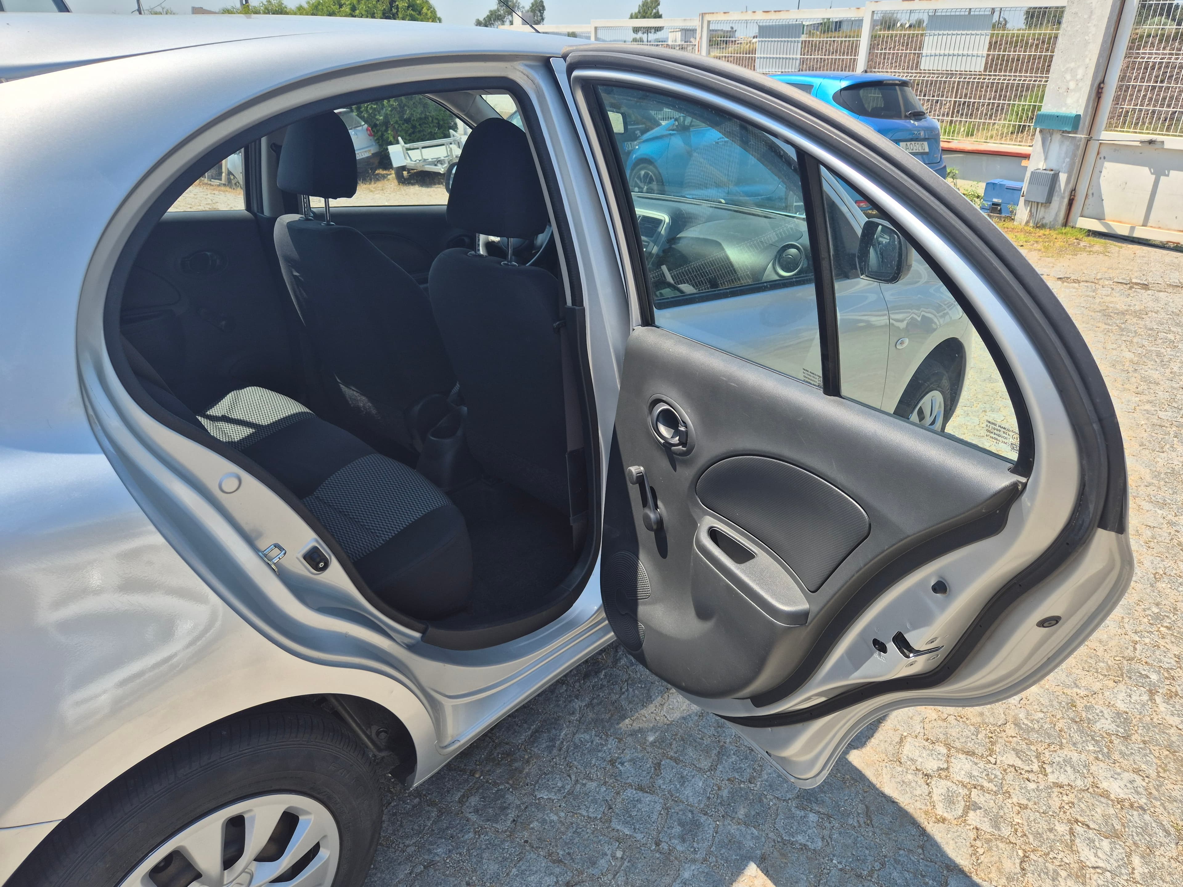Nissan Micra · Ano 2016 — imagen 15