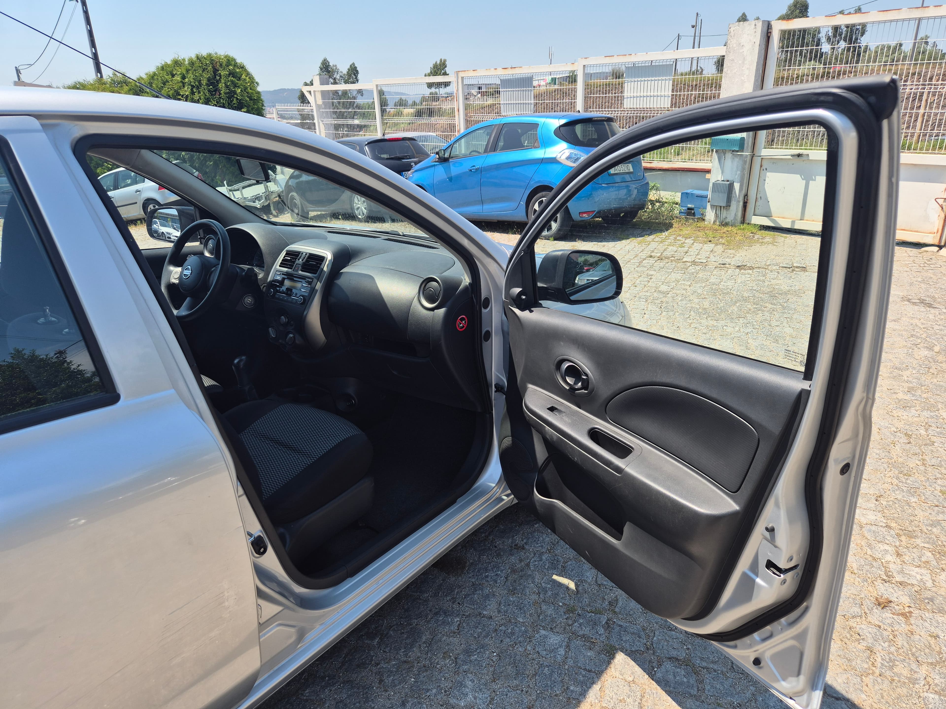Nissan Micra · Ano 2016 — imagen 18