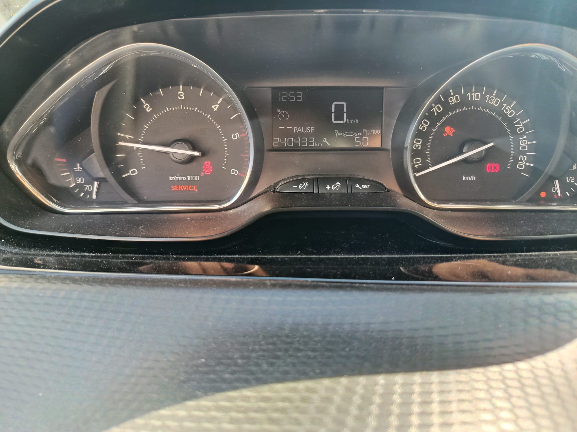 Peugeot 2008 — image 18