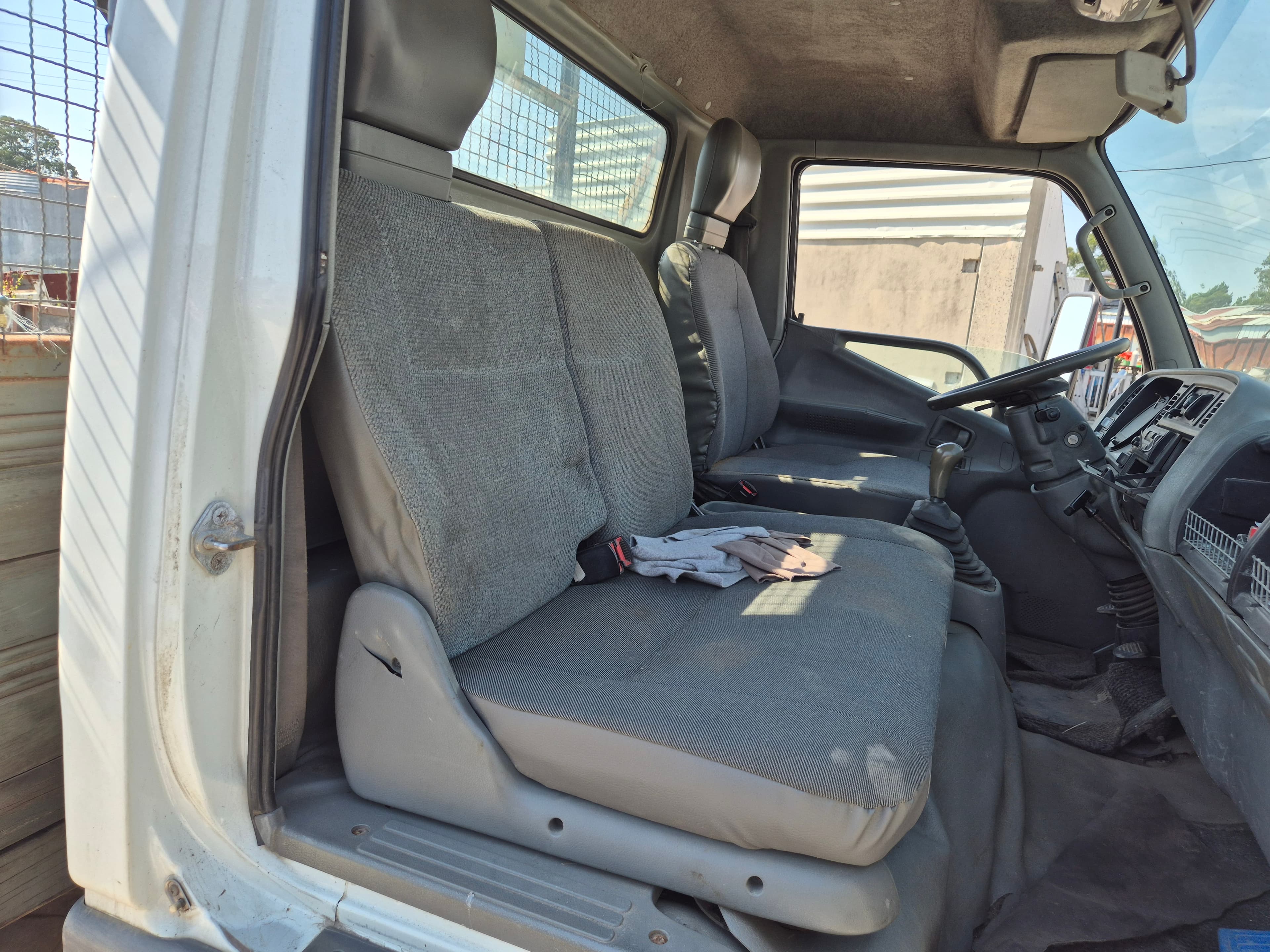Mitsubishi Canter · Año 1998 — imagen 19