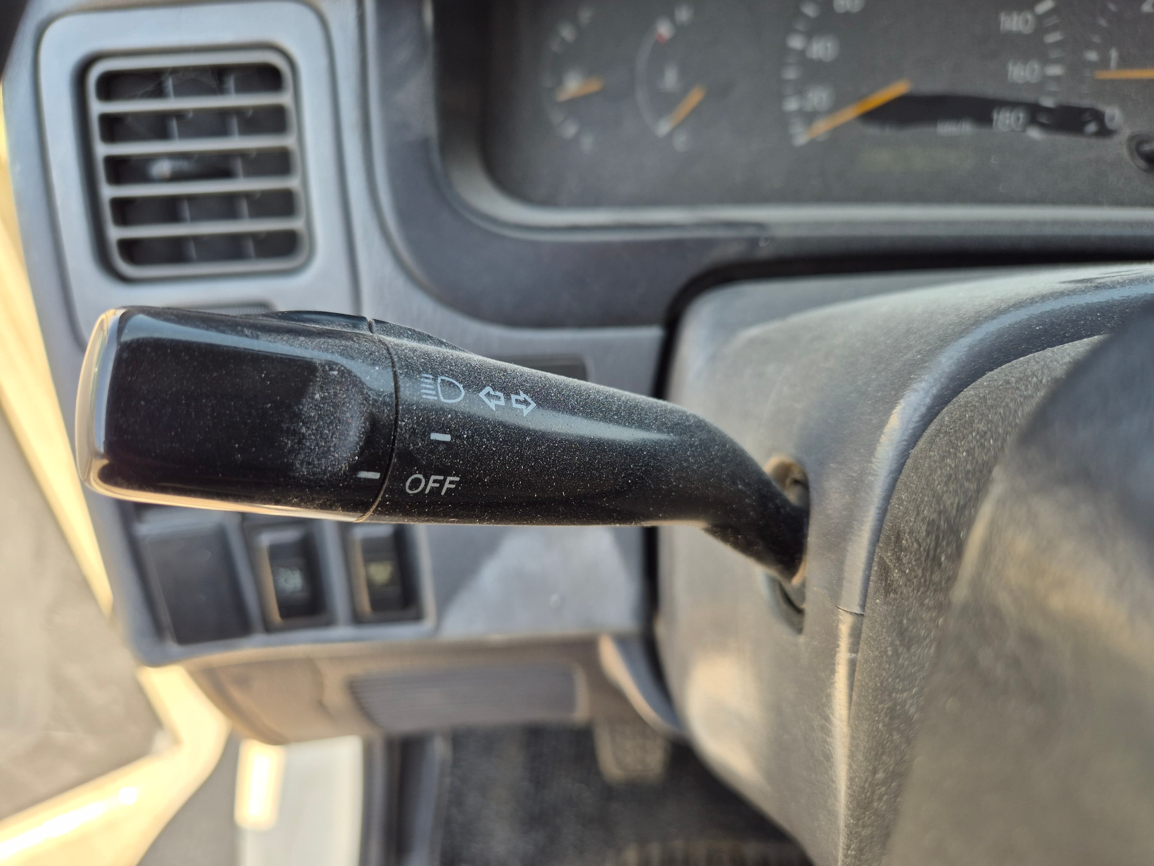 Toyota Hiace · 9 Lugares · Ano 2006 — imagen 30