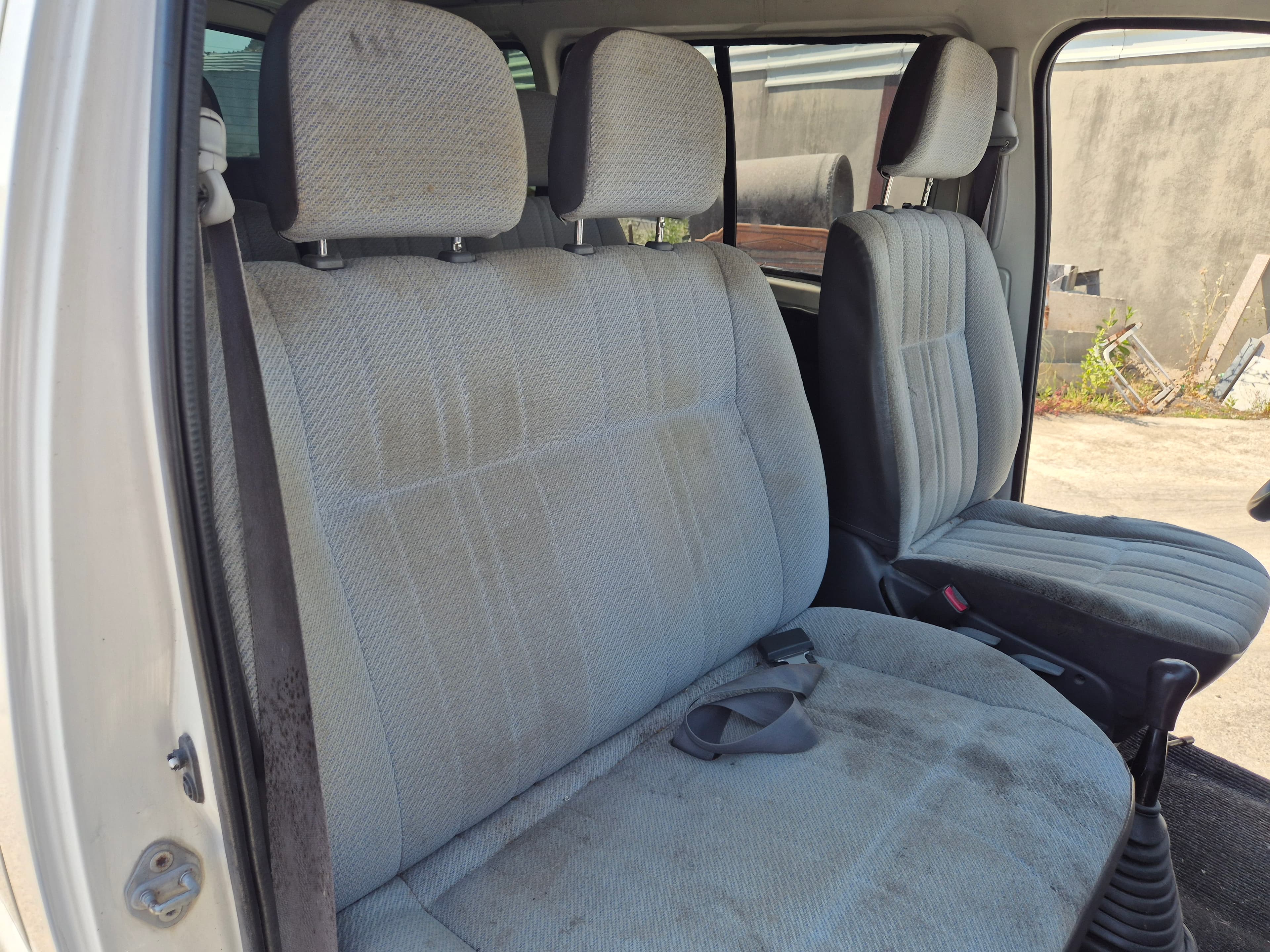 Toyota Hiace · 9 Lugares · Ano 2006 — imagen 19