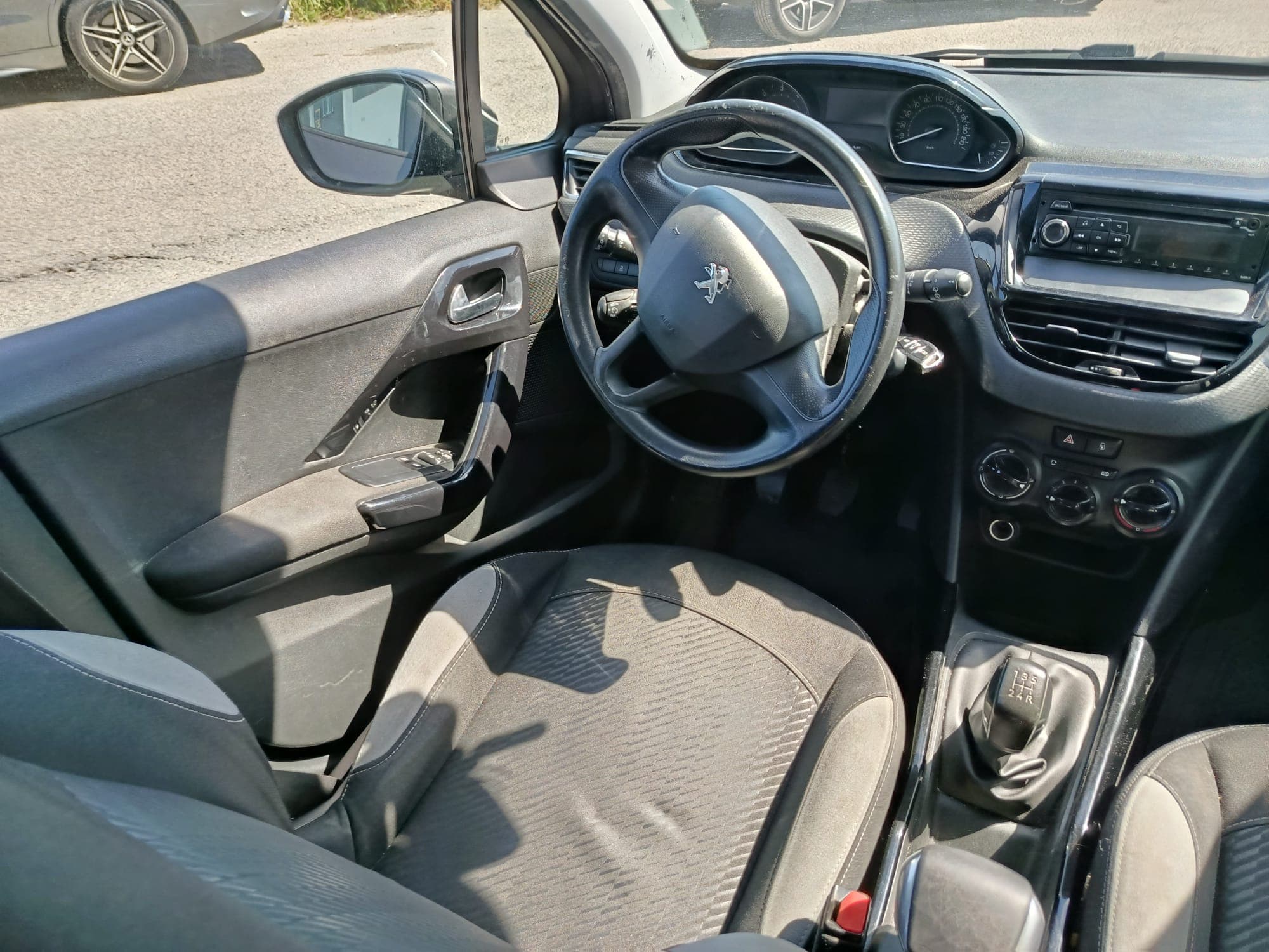 Peugeot 2008 · Ano 2013 — imagen 16