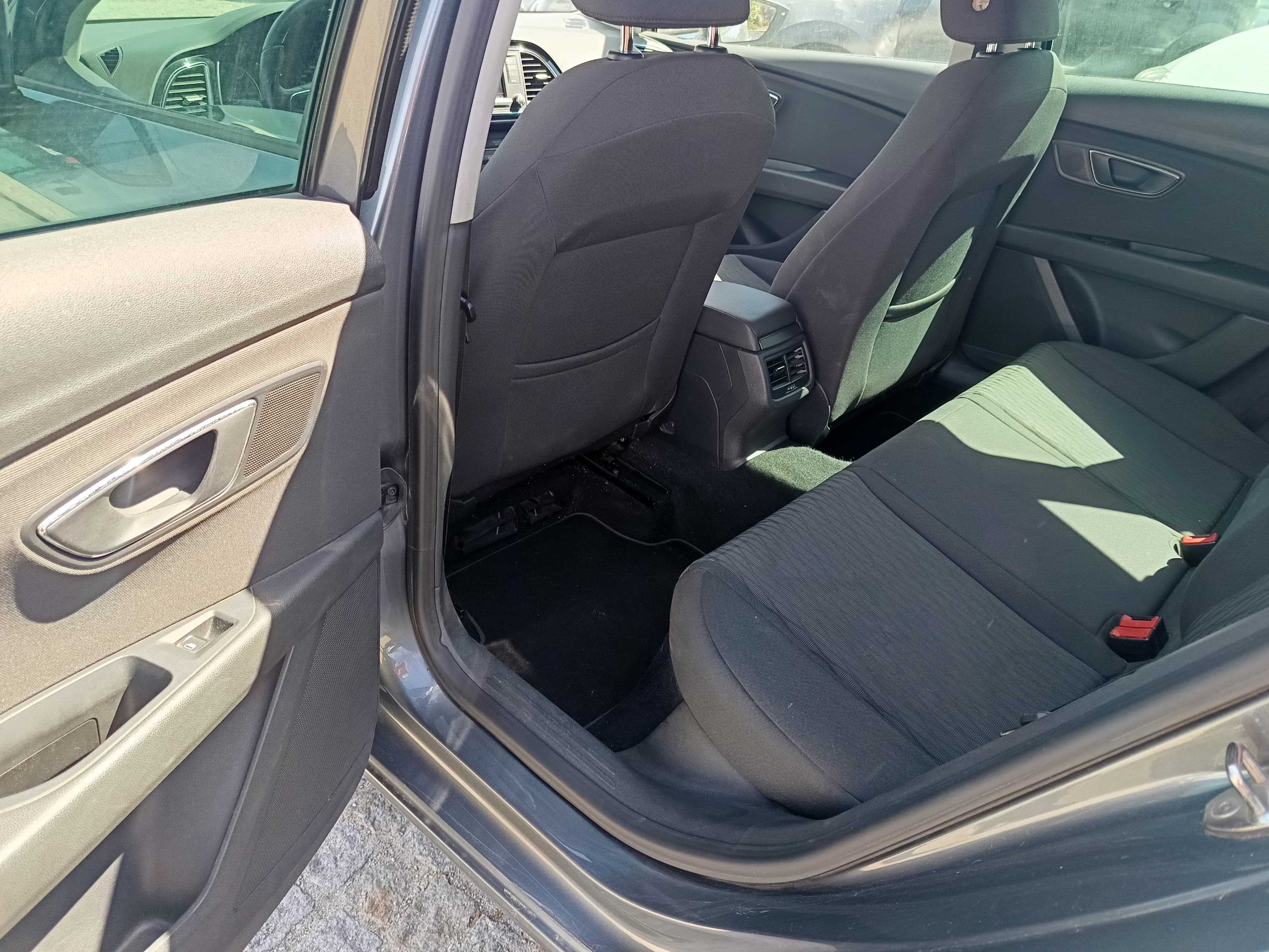 Seat Leon · Ano 2014 — imagen 38