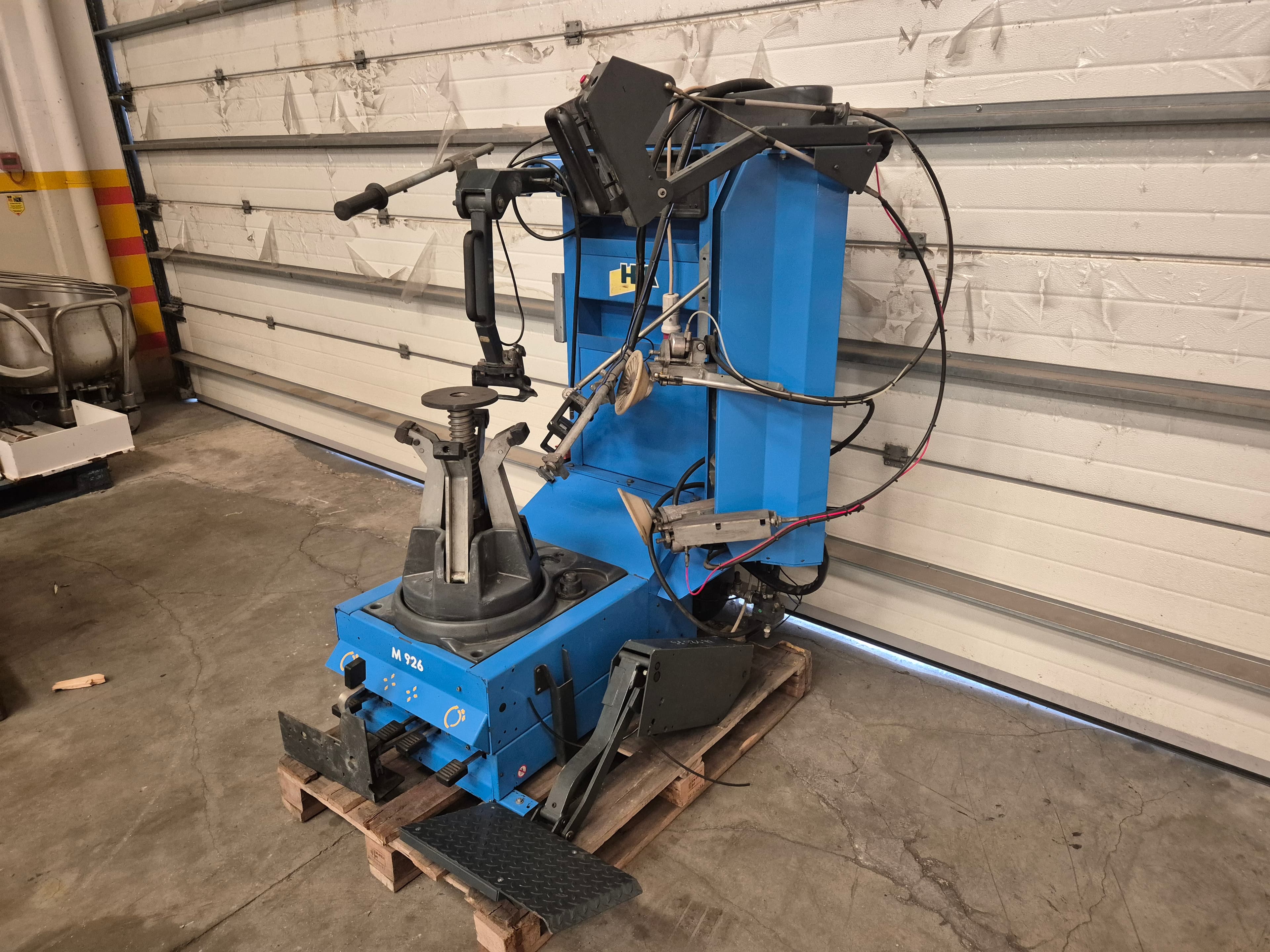 Máquina de Desmontar Neumáticos HPA