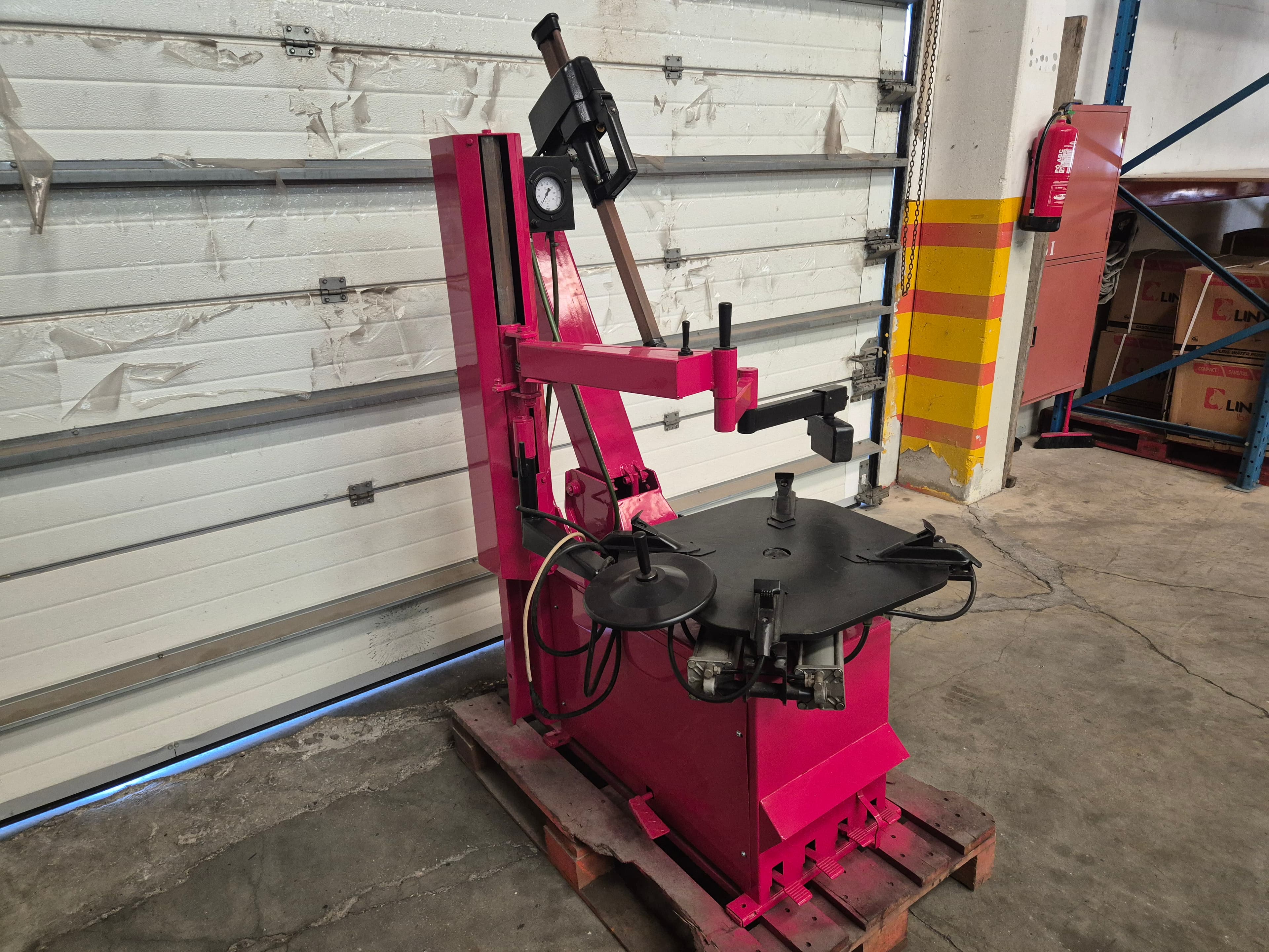 Máquina de Desmontar Pneus — imagen 3