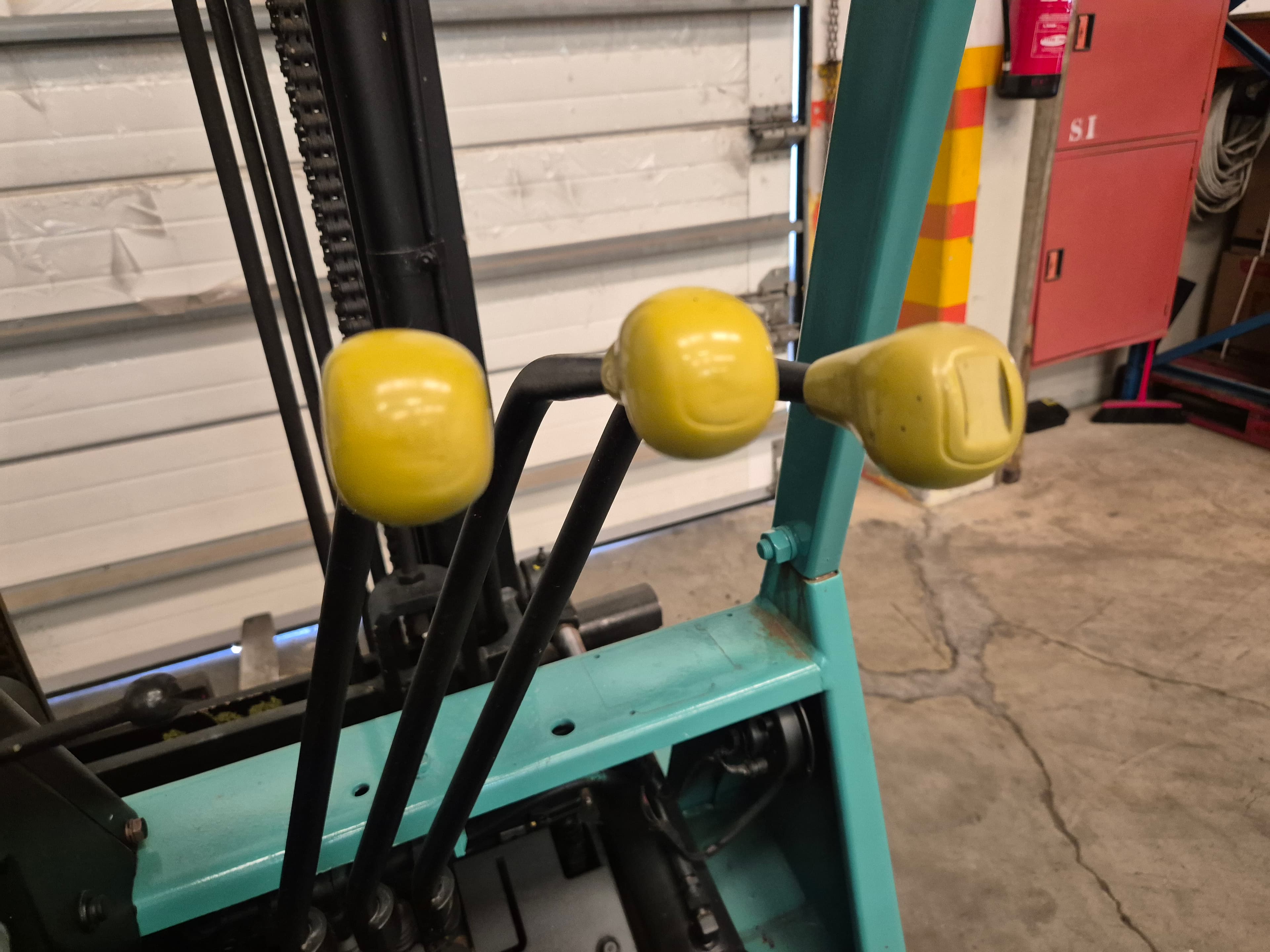 Empilhador Mitsubishi 1700kg — imagen 17