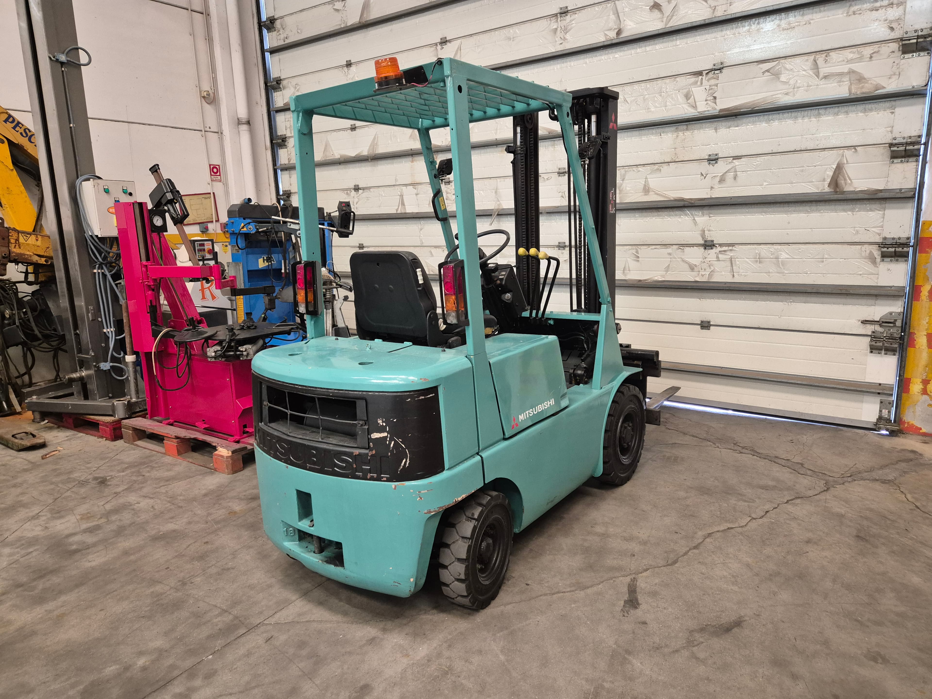 Empilhador Mitsubishi 1700kg — imagen 4