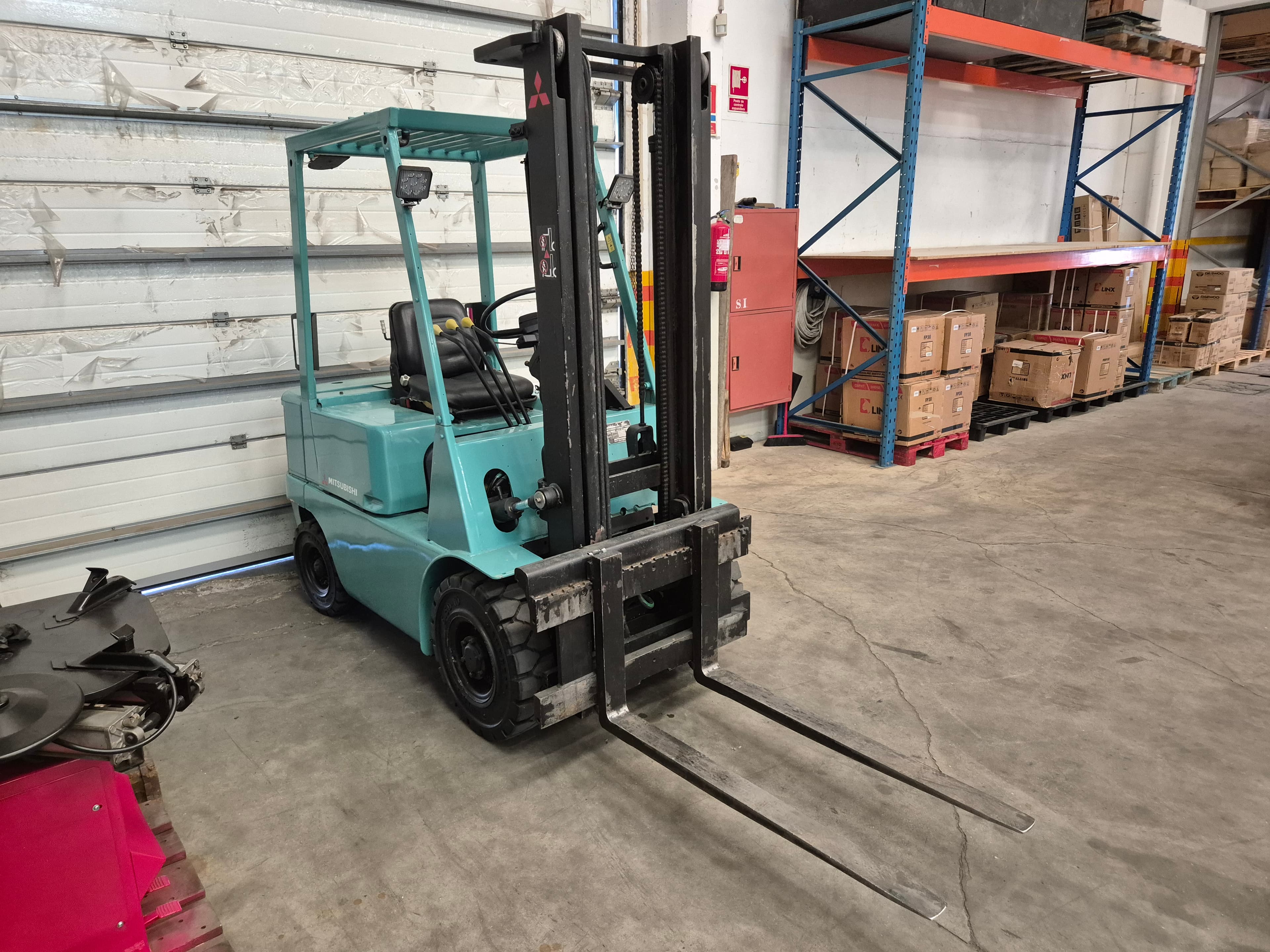 Empilhador Mitsubishi 1700kg — imagen 3