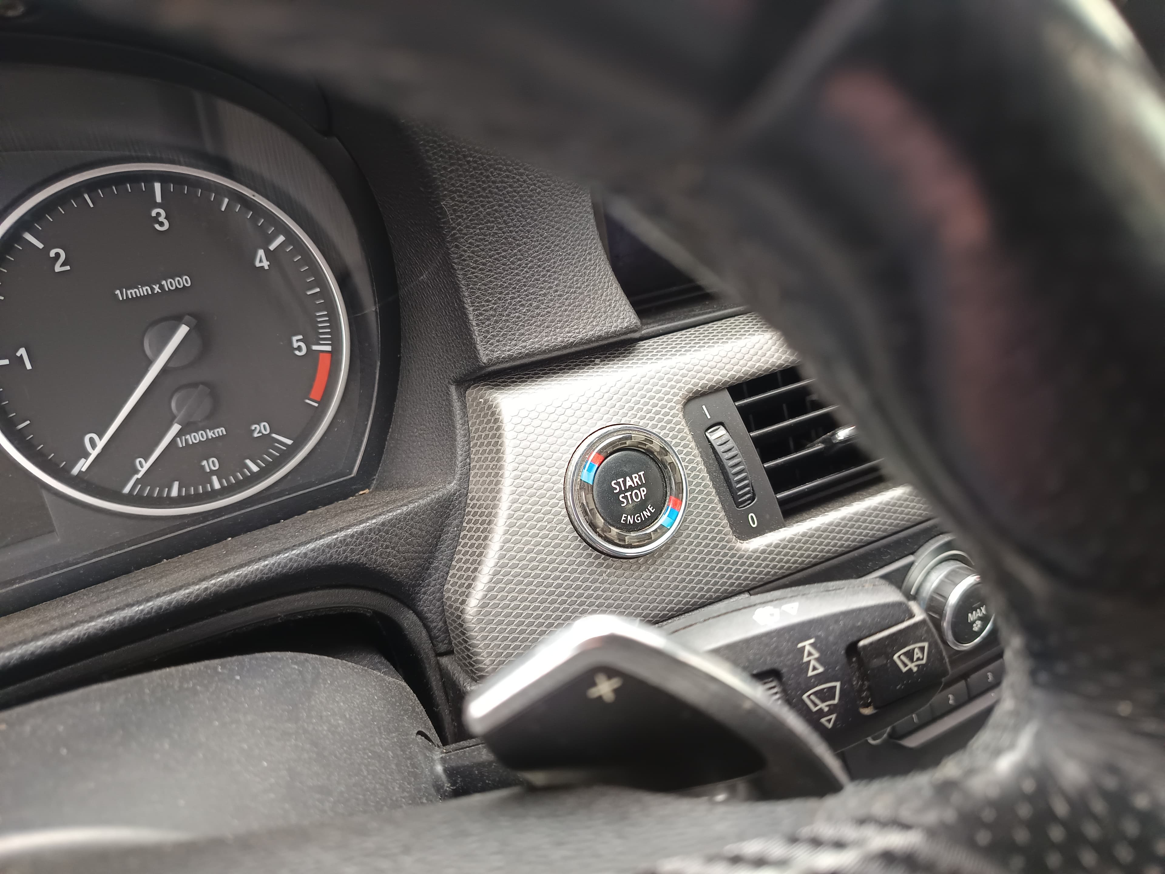 BMW 320 D Cabrio · Ano 2011 — imagen 40