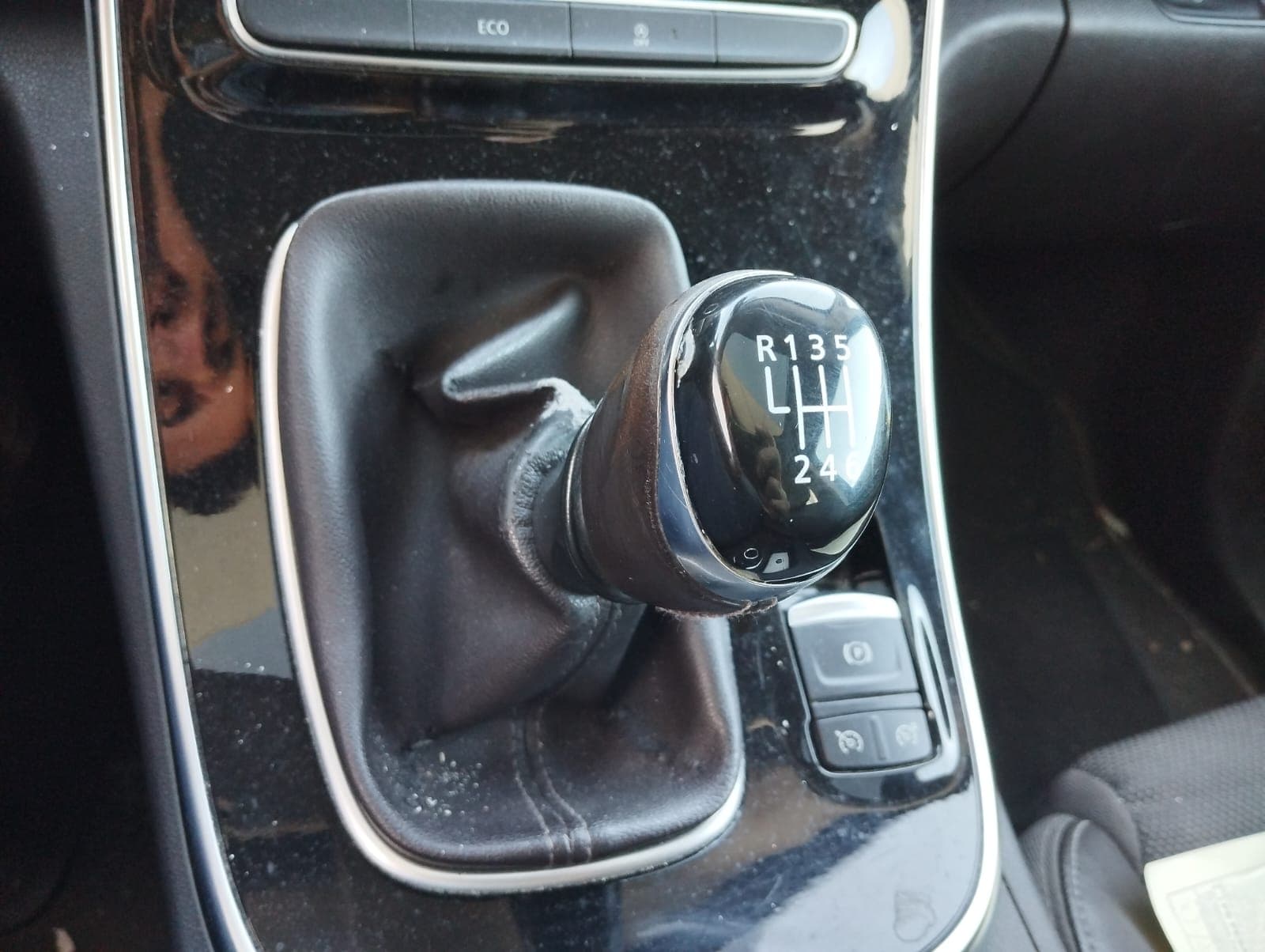 Renault Espace · Ano 2016 — image 12