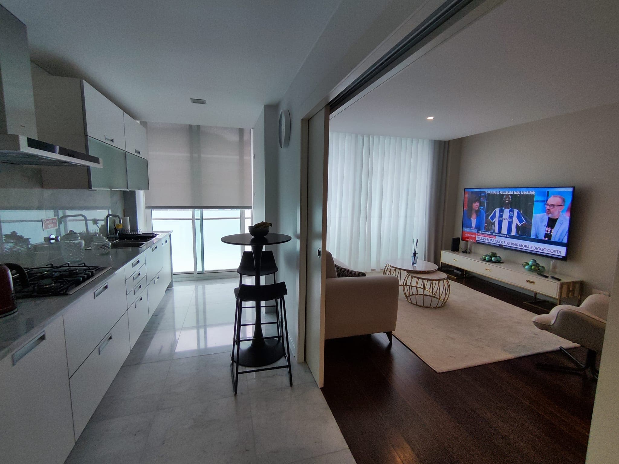 Apartamento T1 + Lugar de Estacionamento · Funchal — image 8