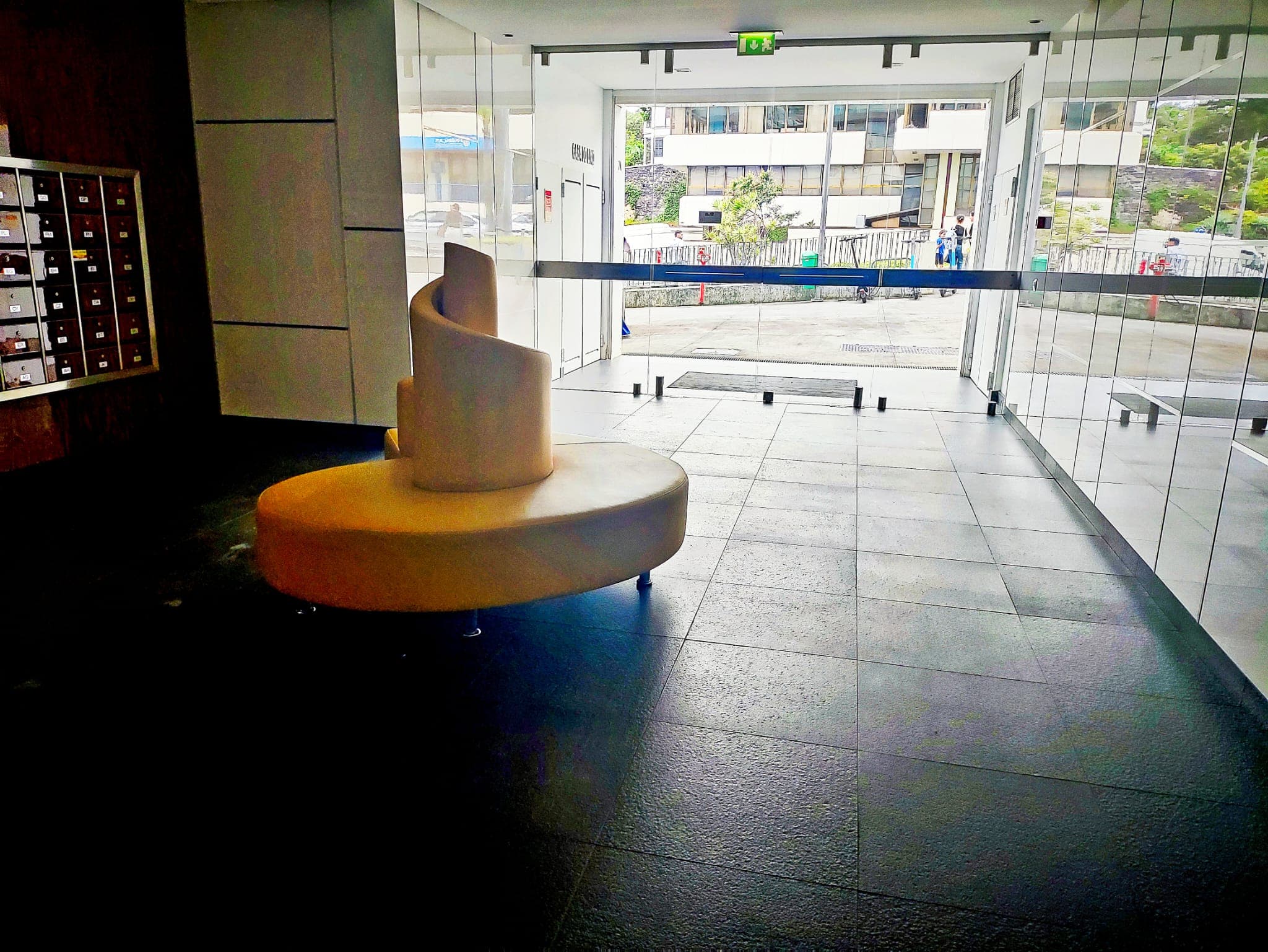 Apartamento T1 + Lugar de Estacionamento · Funchal — image 4