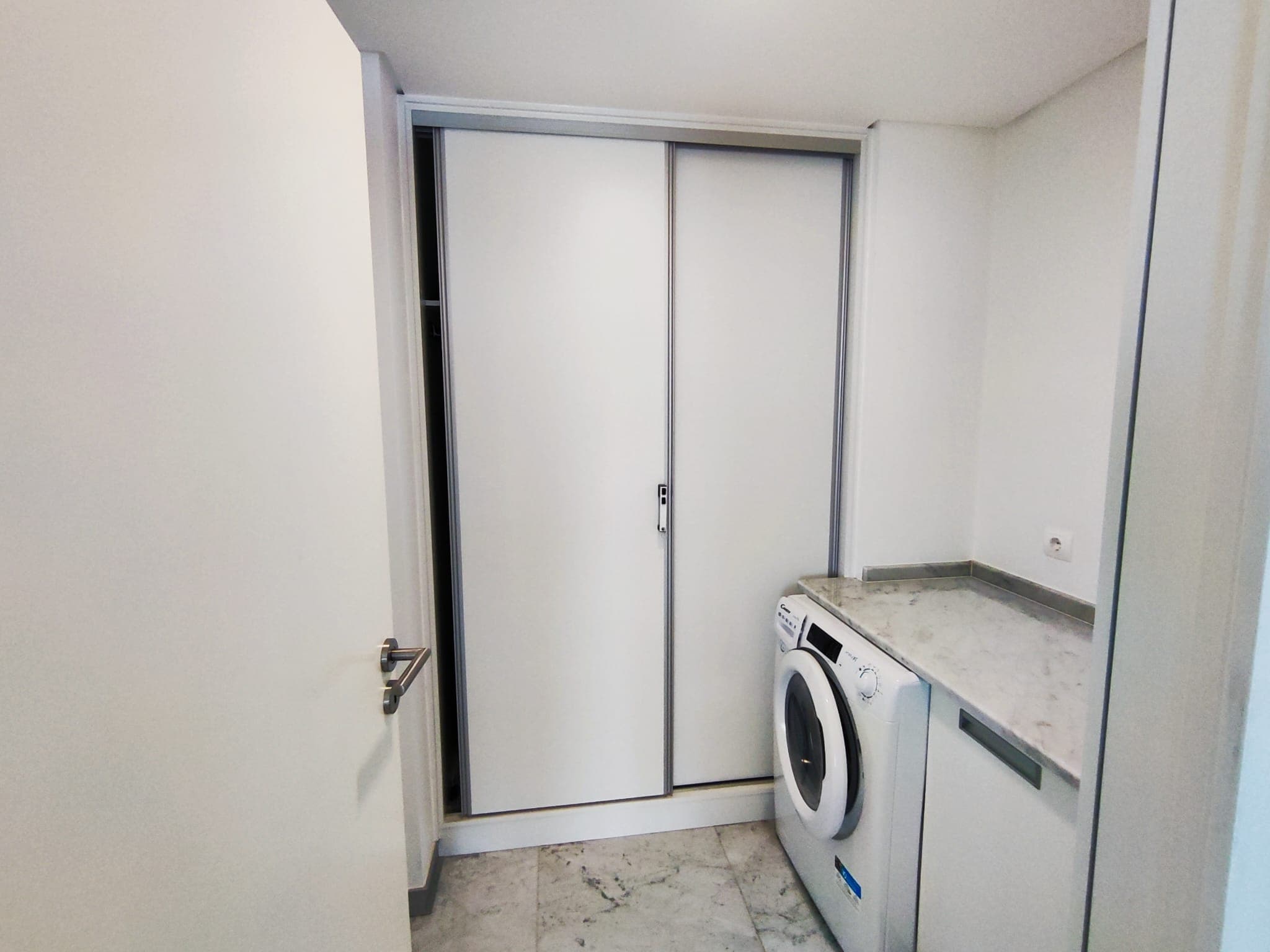 Apartamento T1 + Lugar de Estacionamento · Funchal — image 11