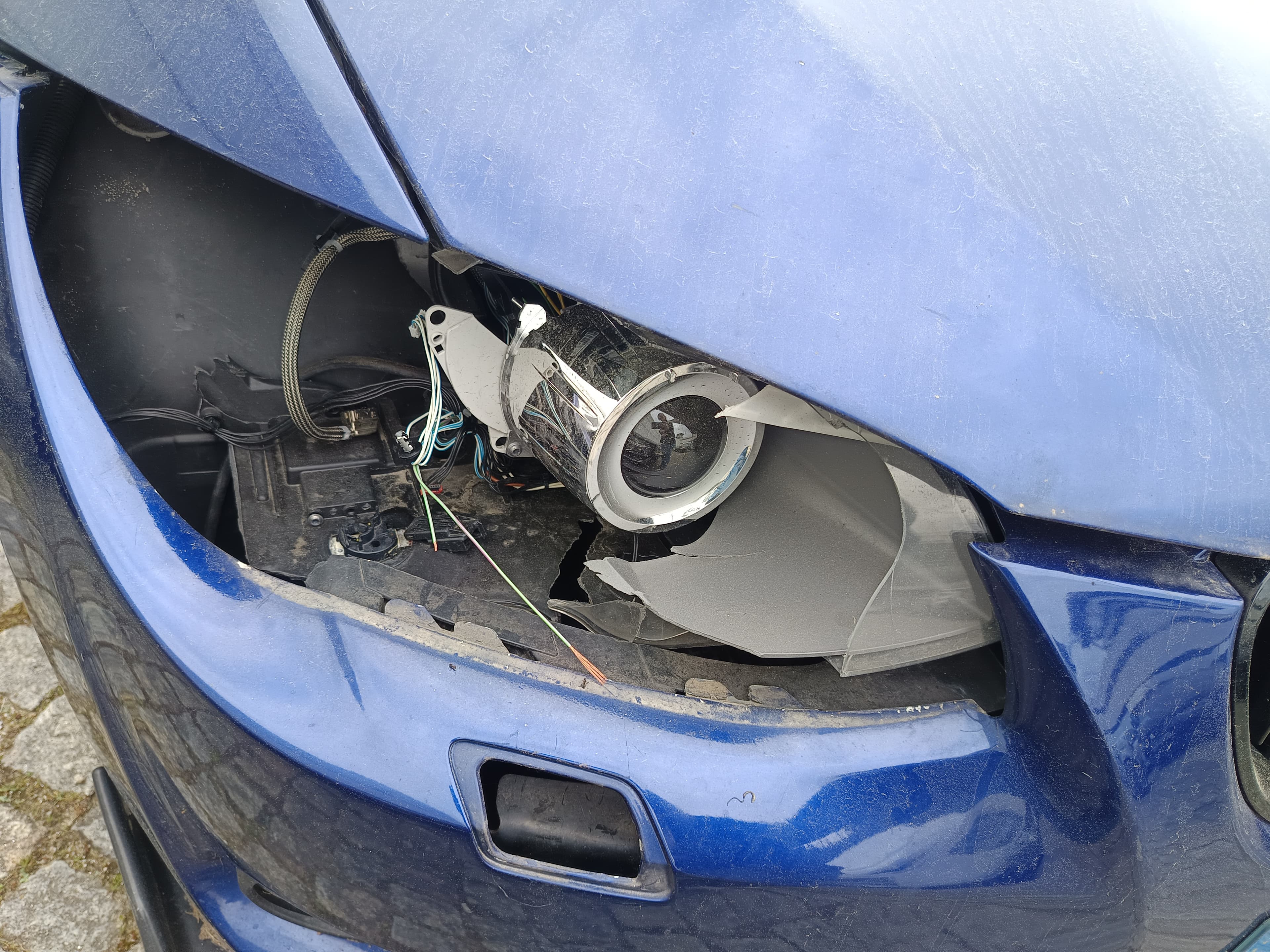 BMW 320 · Ano 2011 — imagen 18