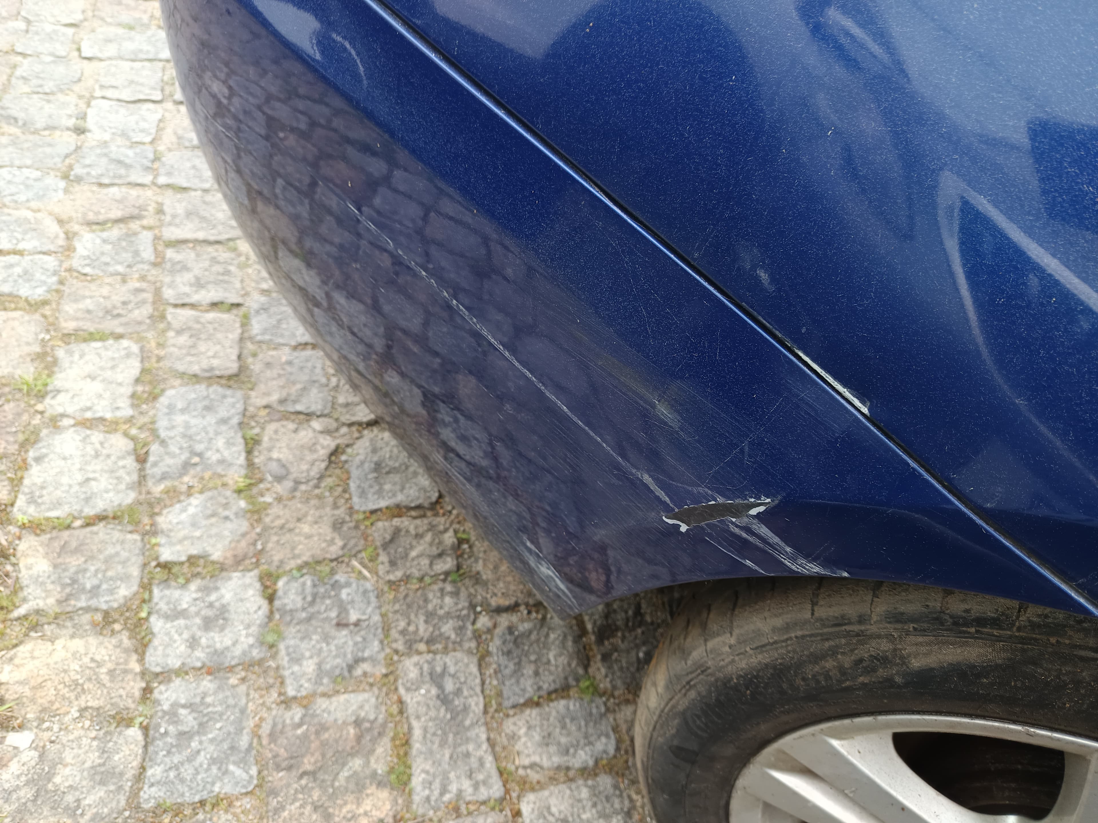 BMW 320 · Ano 2011 — imagen 21