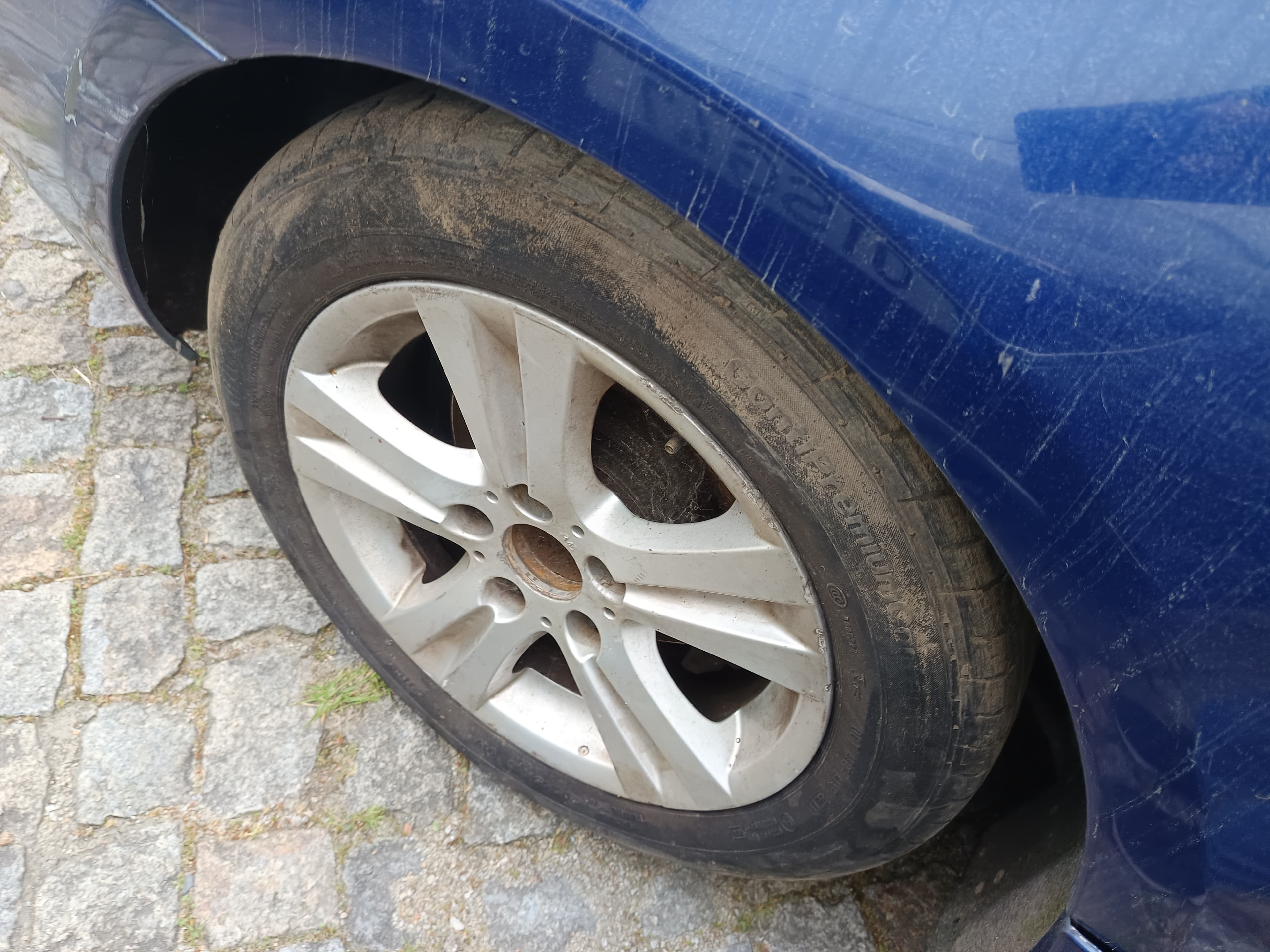 BMW 320 · Ano 2011 — imagen 10