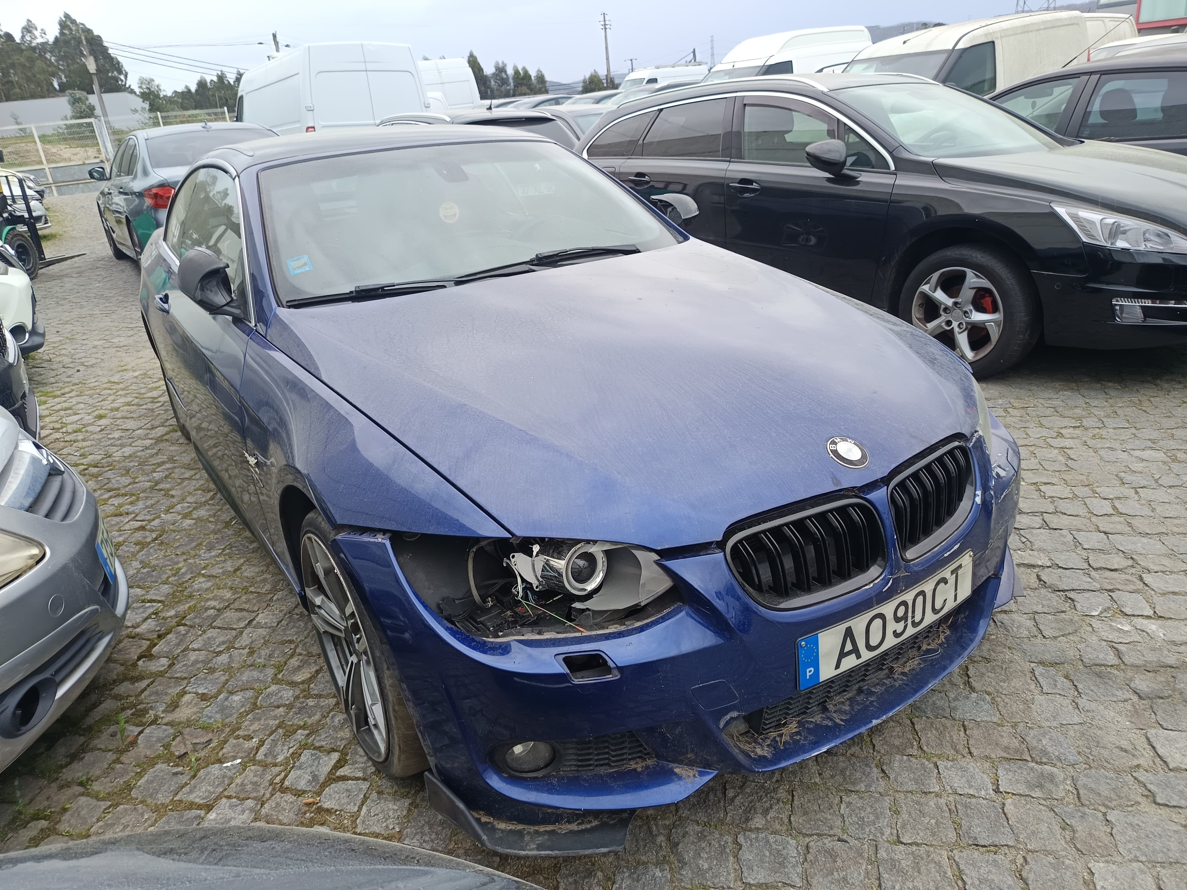 BMW 320 · Ano 2011 — imagen 3