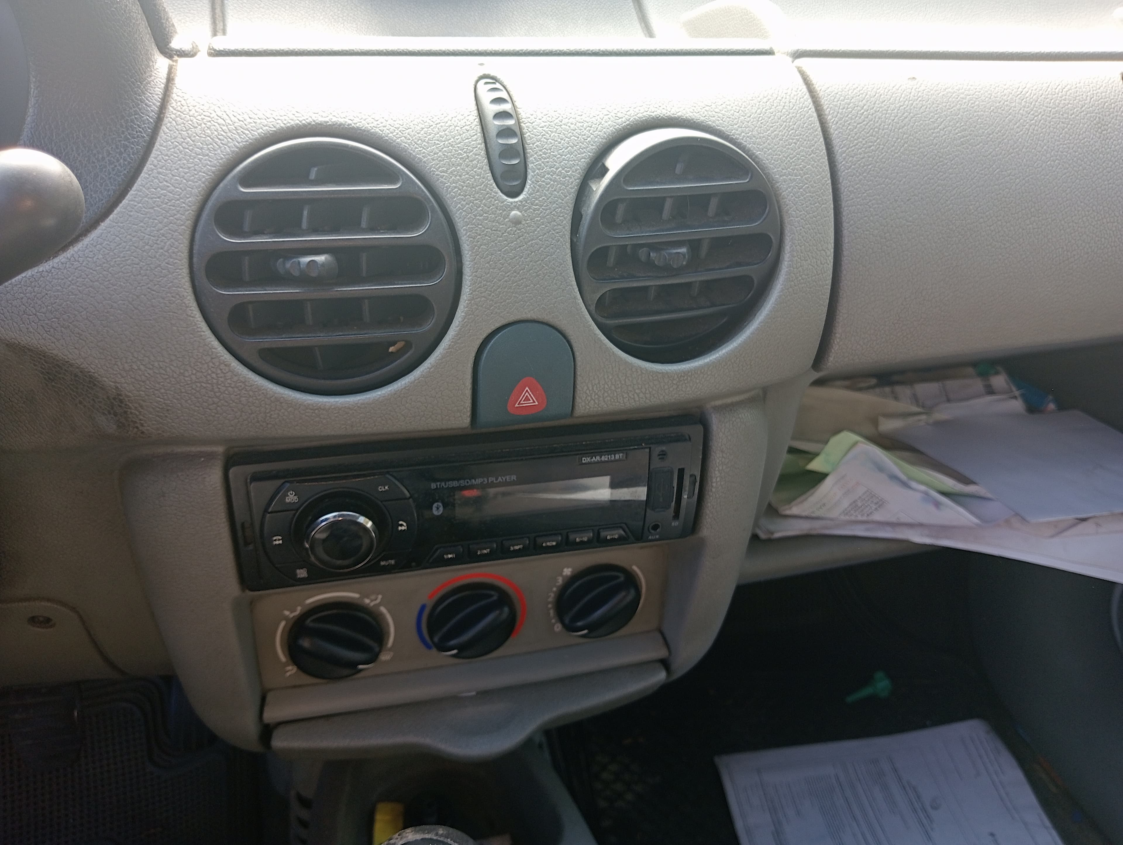 Renault Kangoo · Ano 2001 — image 7