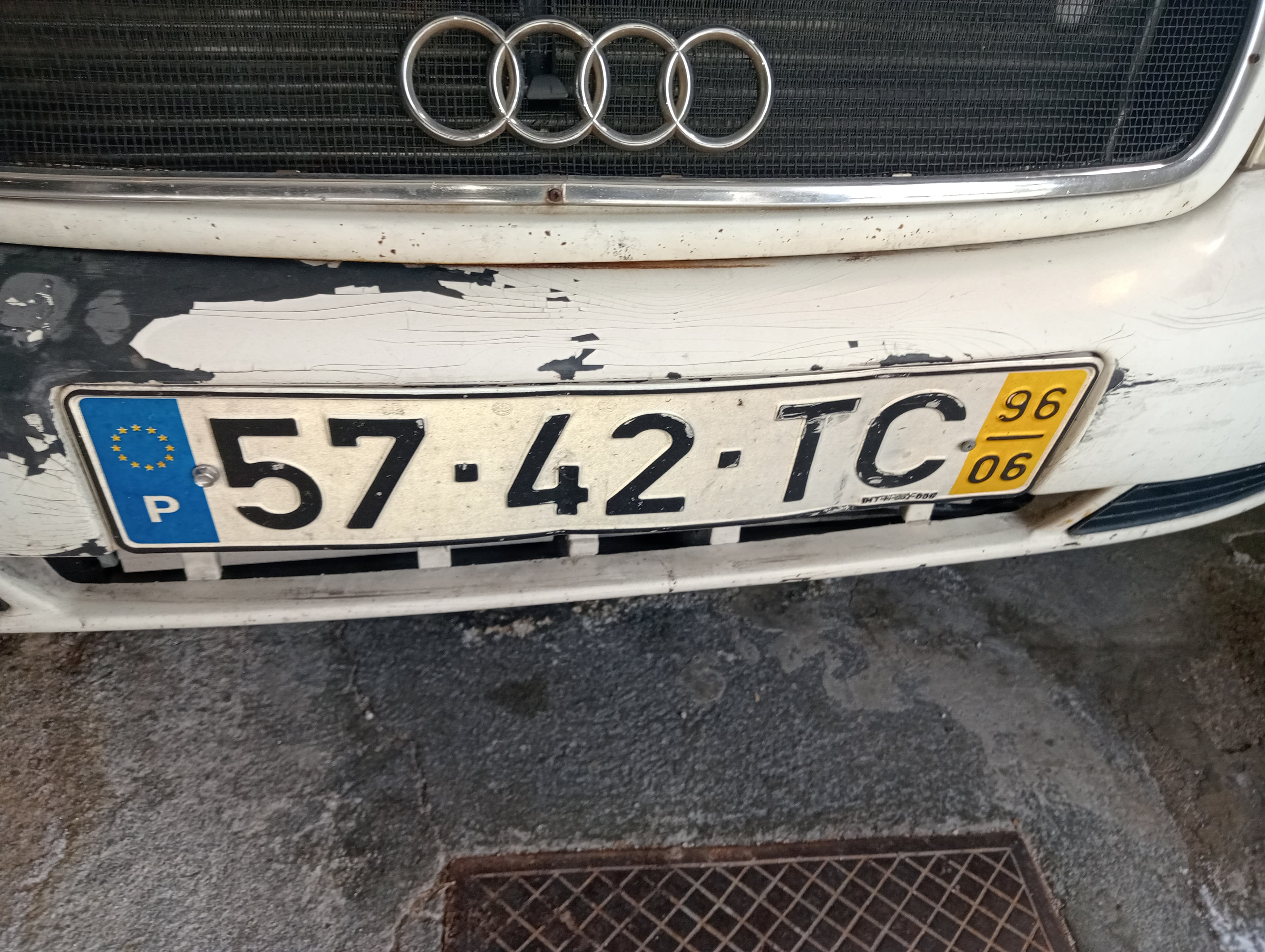 Audi A4 Avant · Ano 1996 — imagen 9
