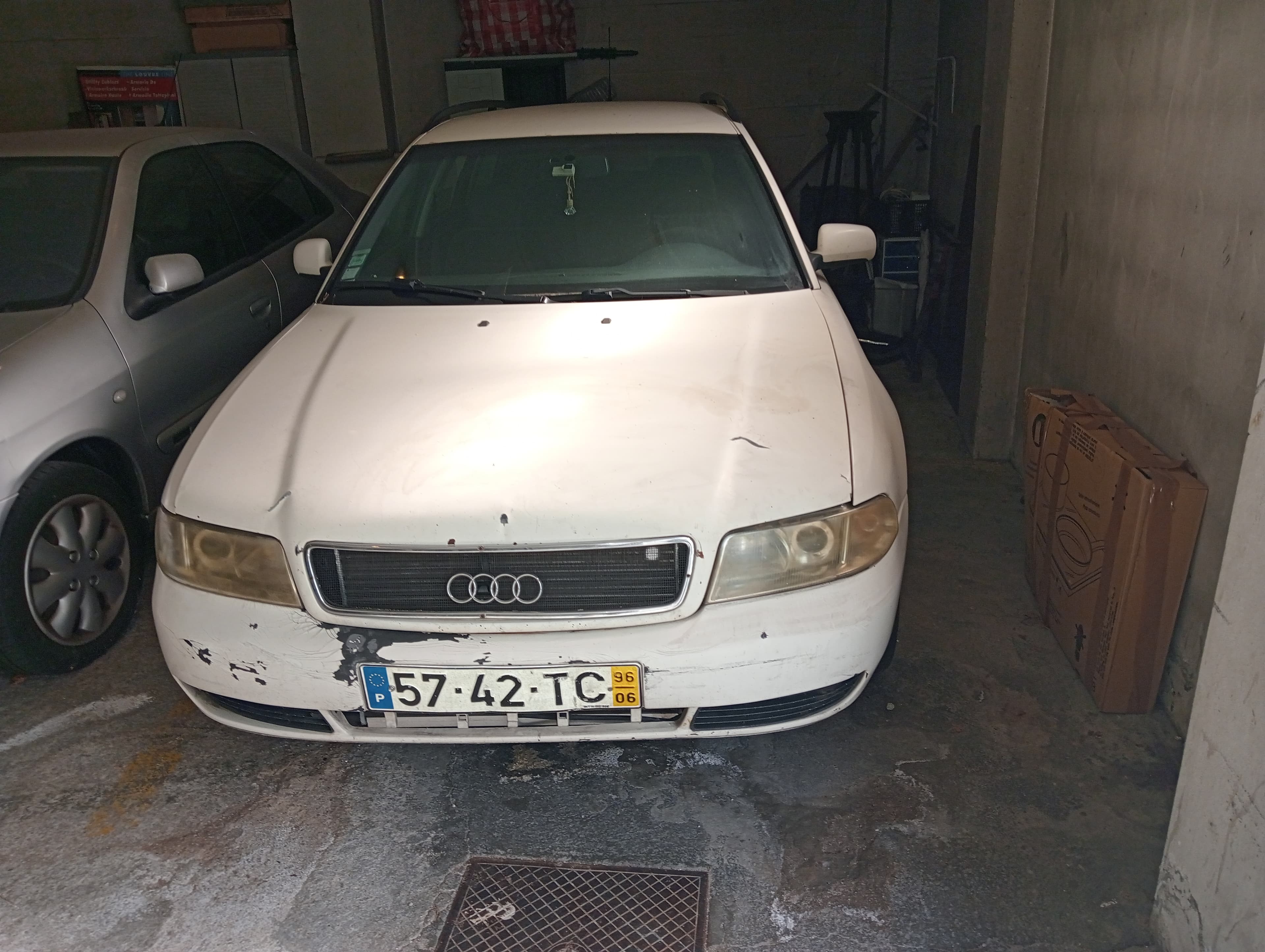 Audi A4 Avant · Ano 1996 — imagen 2