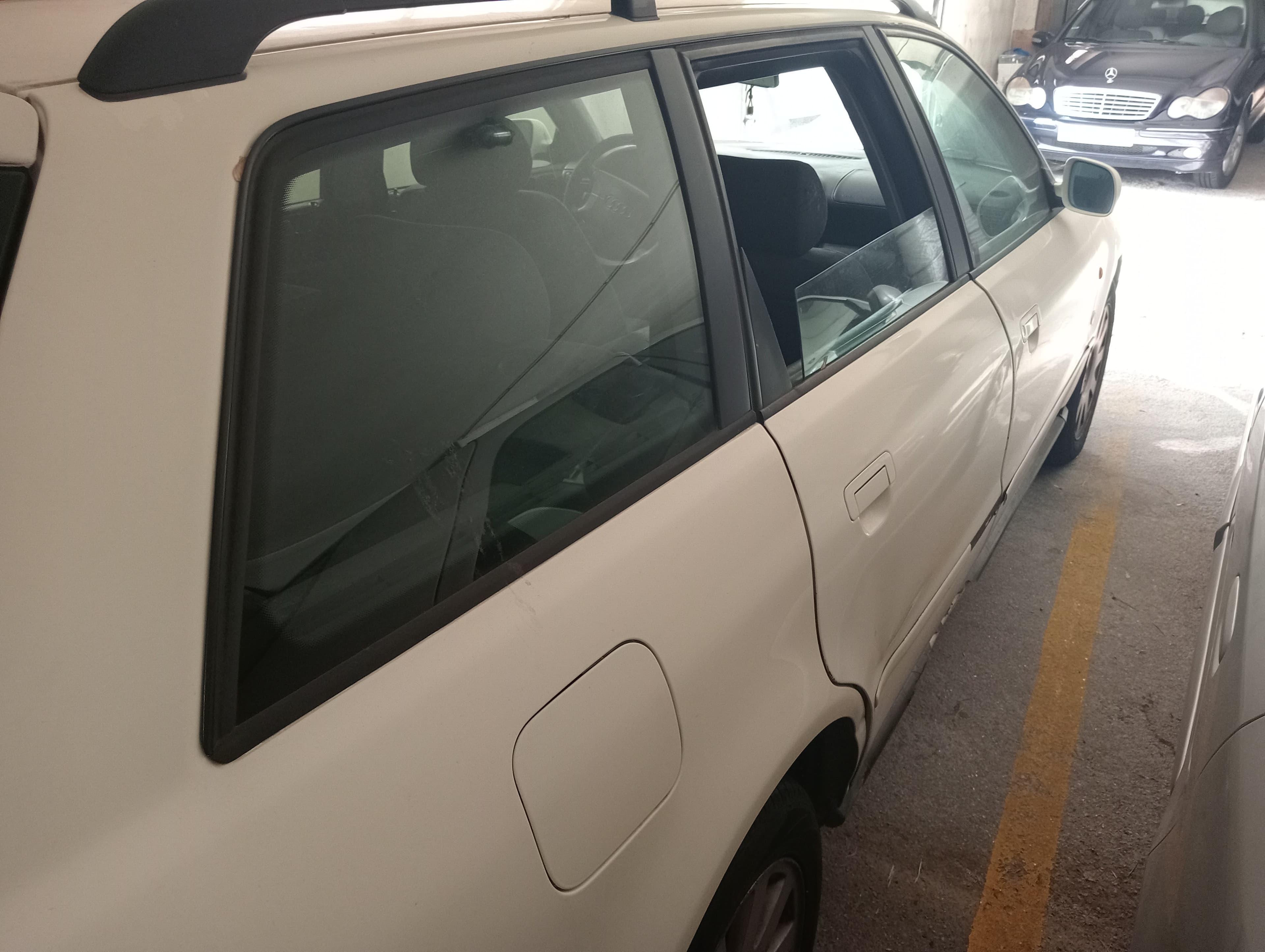 Audi A4 Avant · Ano 1996 — imagen 5