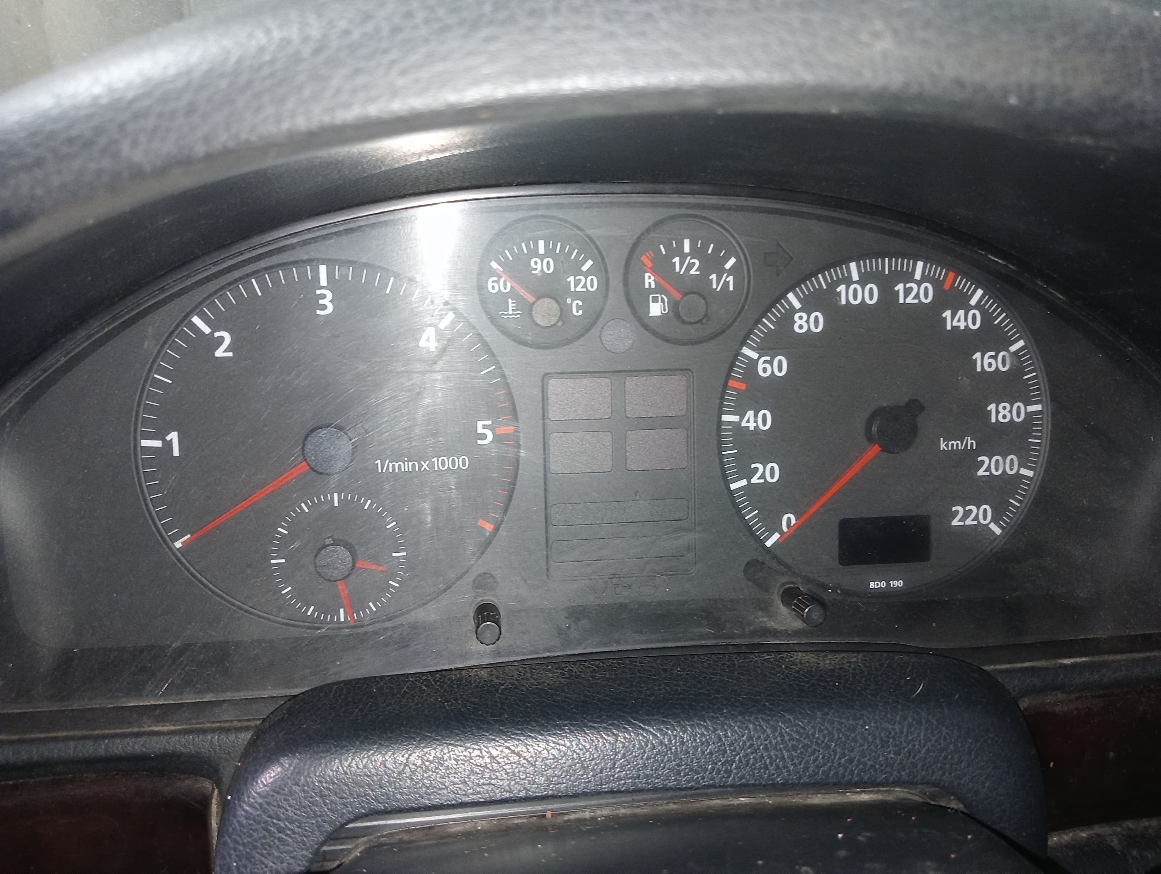Audi A4 Avant · Ano 1996 — imagen 13
