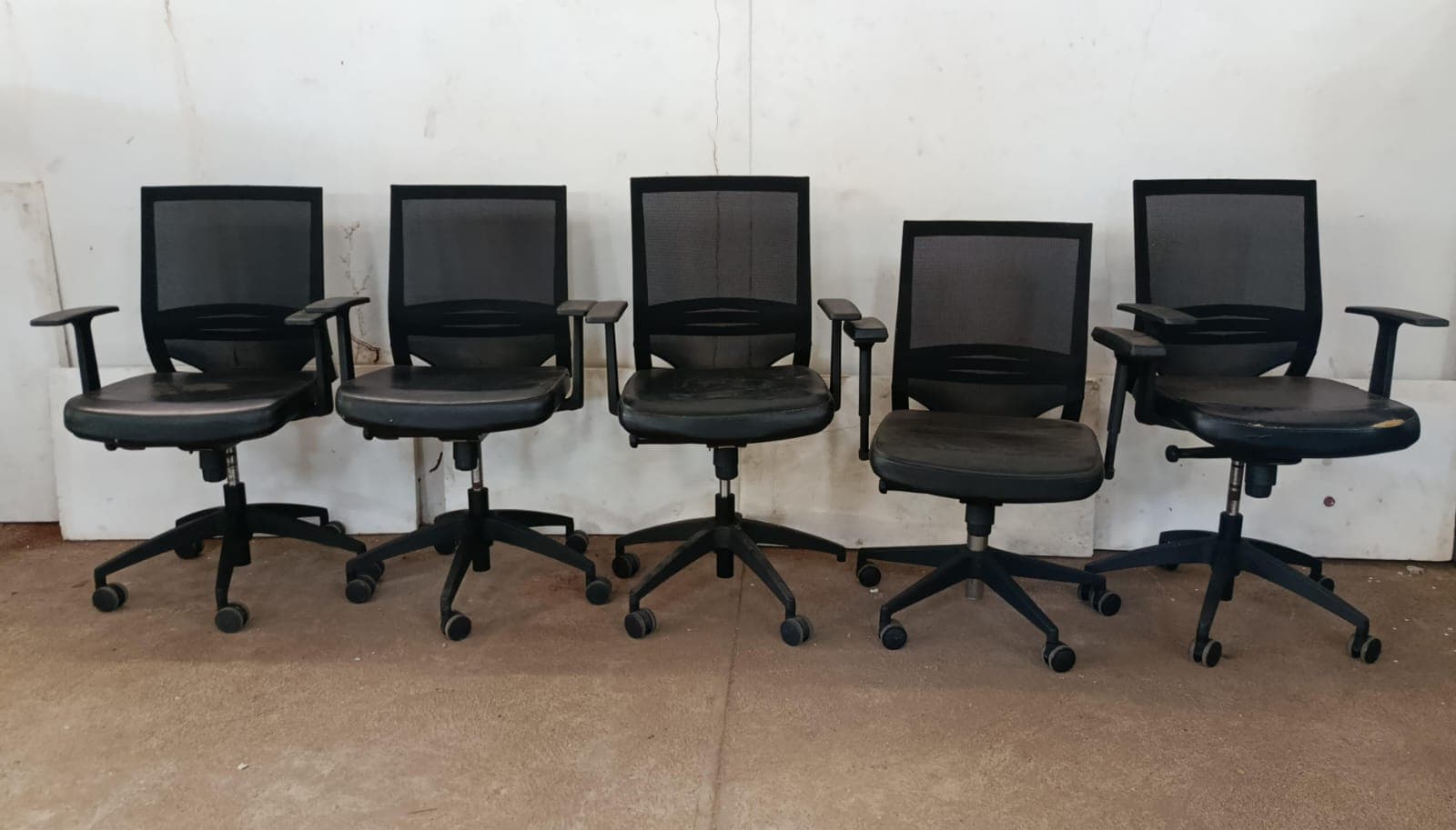 Chaises pivotantes
