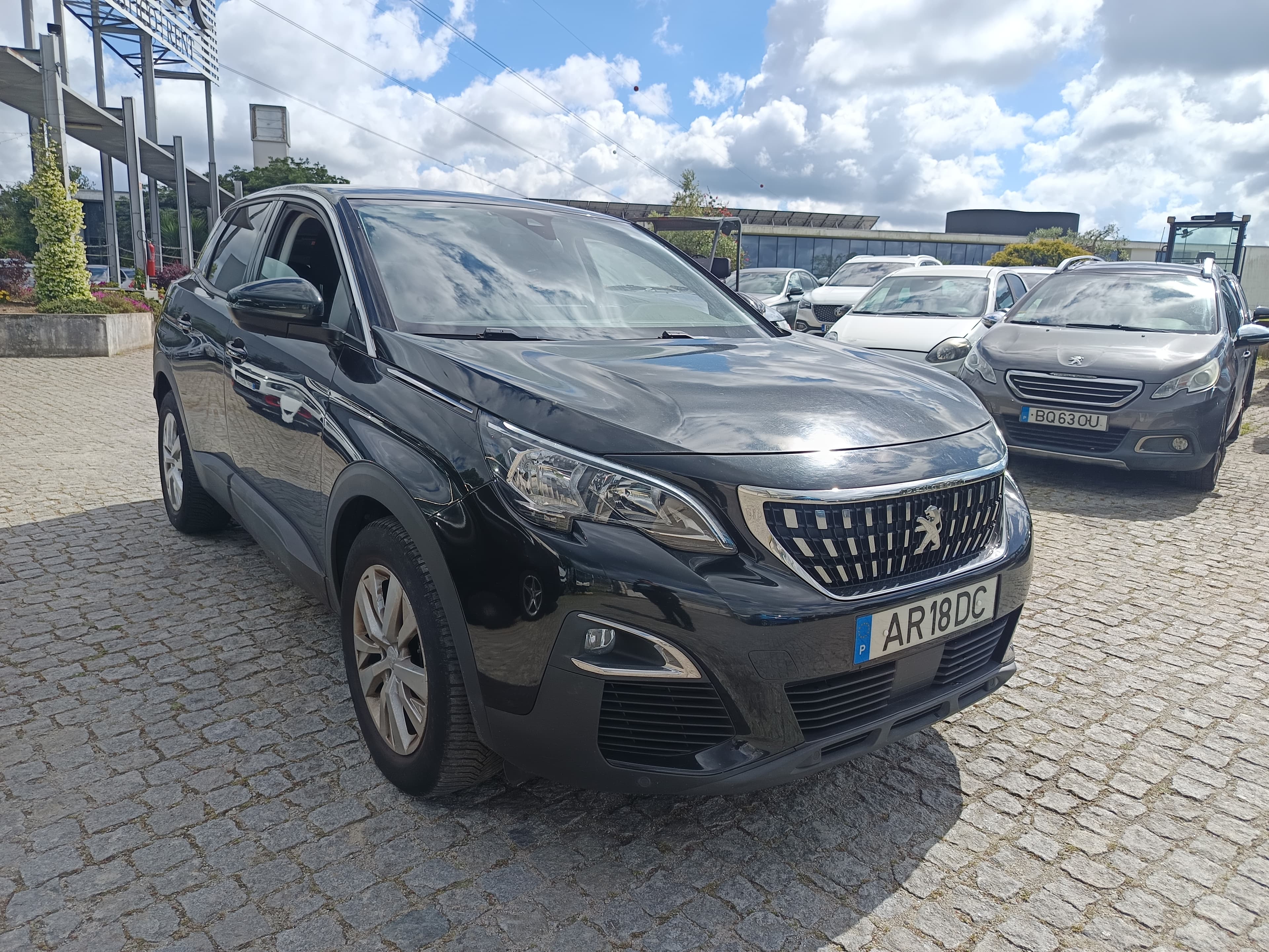 Peugeot 3008 · Ano 2018 — imagen 3