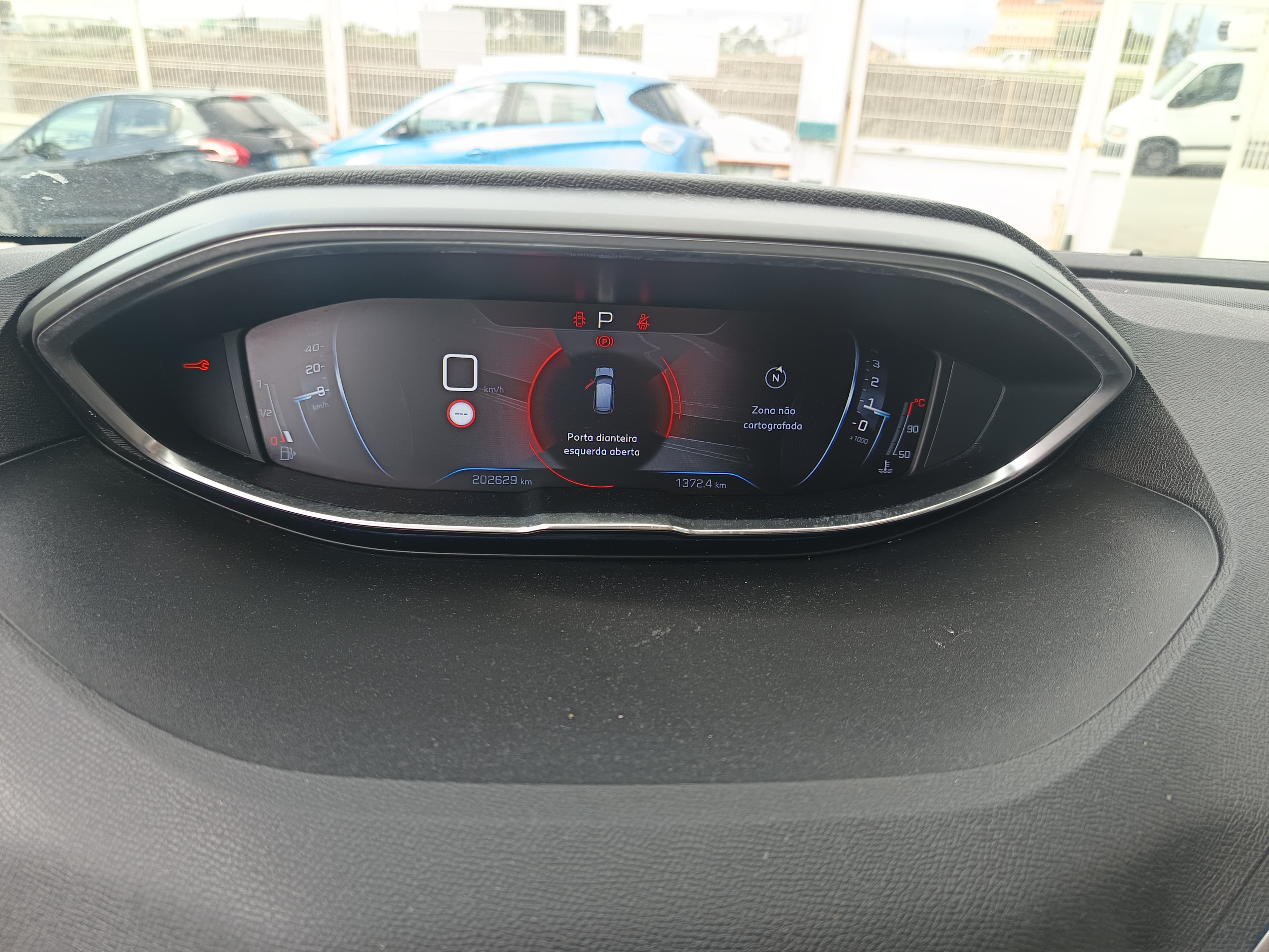 Peugeot 3008 · Ano 2018 — imagen 40