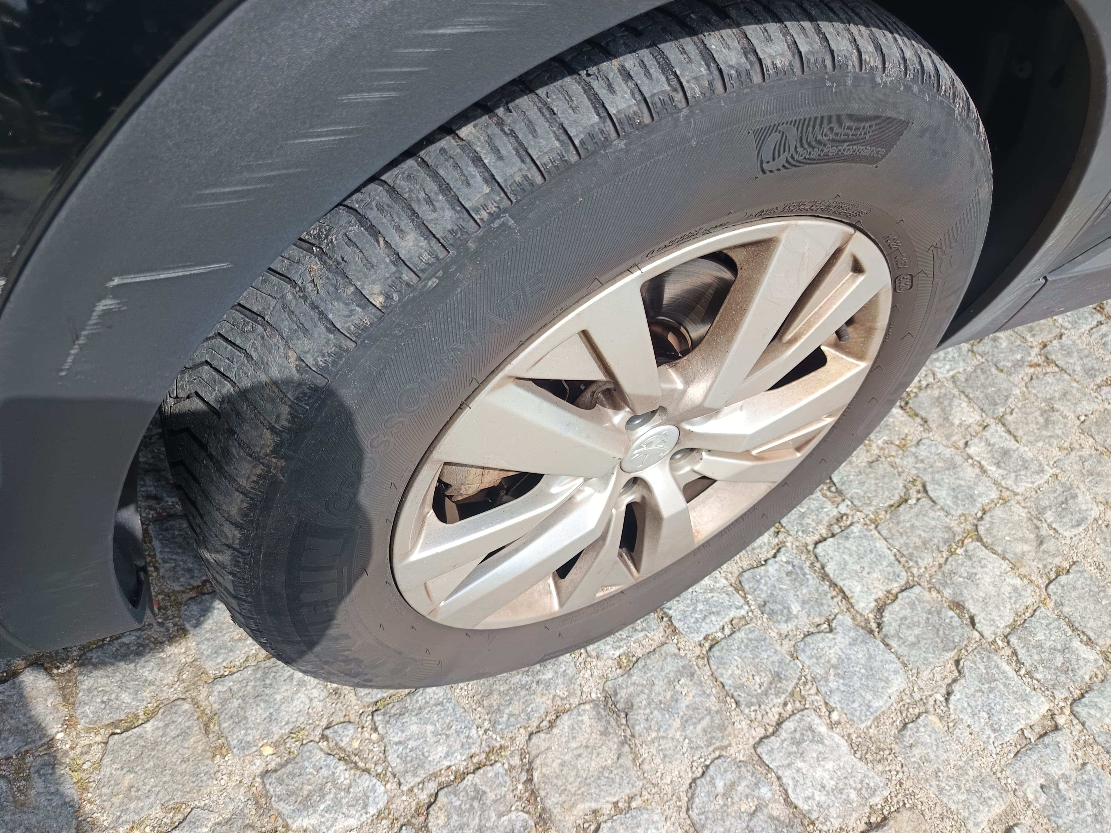 Peugeot 3008 · Ano 2018 — imagen 15