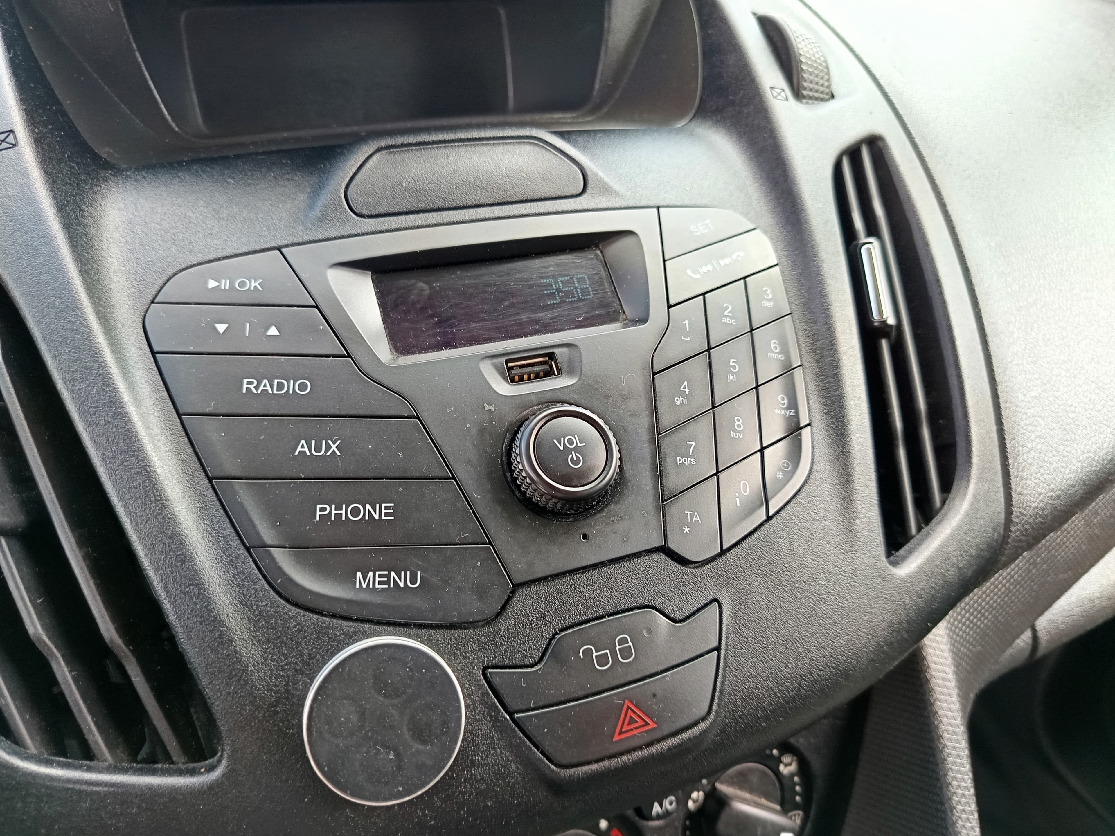 Ford Transit · Ano 2016 — imagen 29