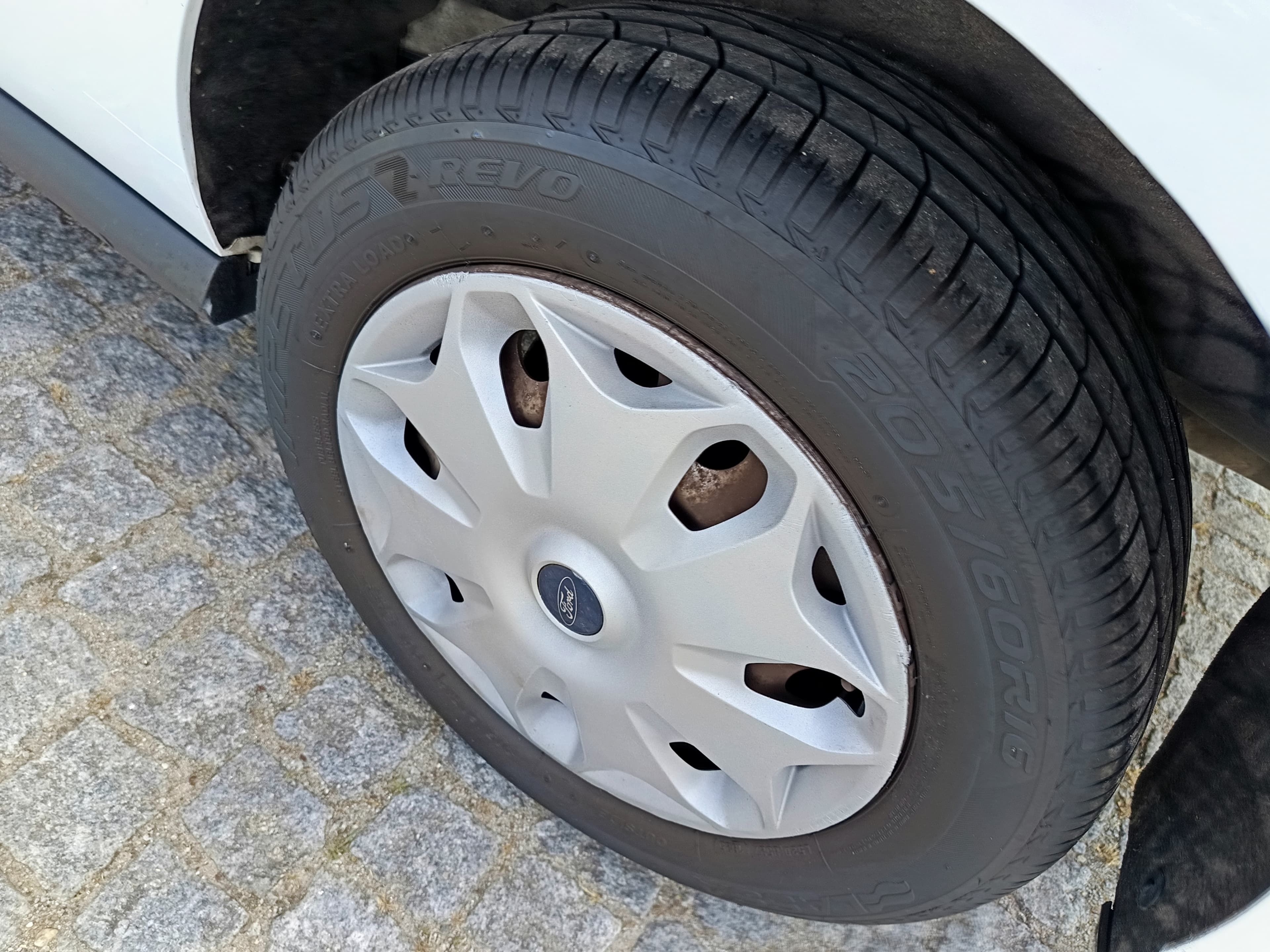 Ford Transit · Ano 2016 — imagen 9