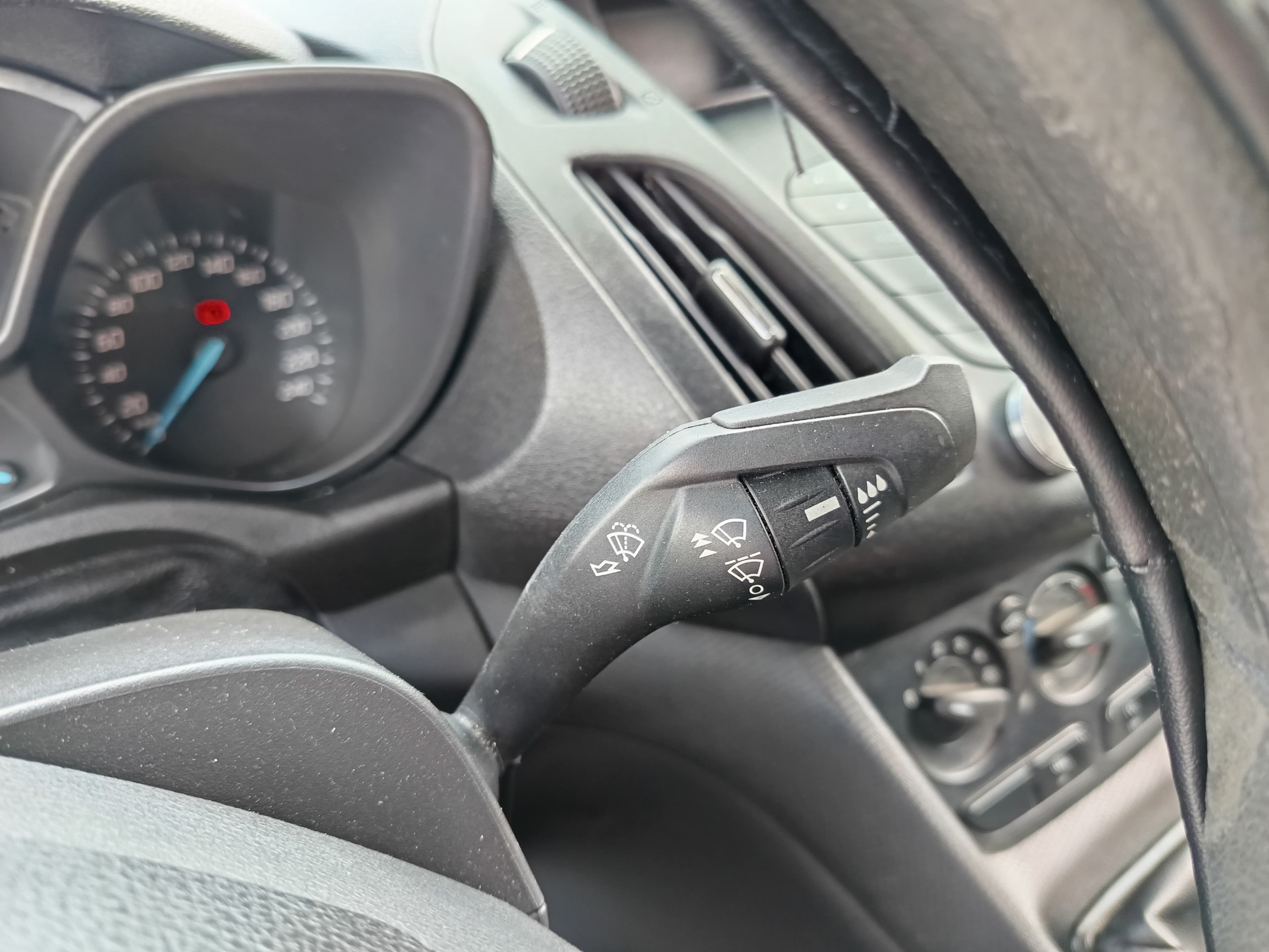 Ford Transit · Ano 2016 — imagen 34