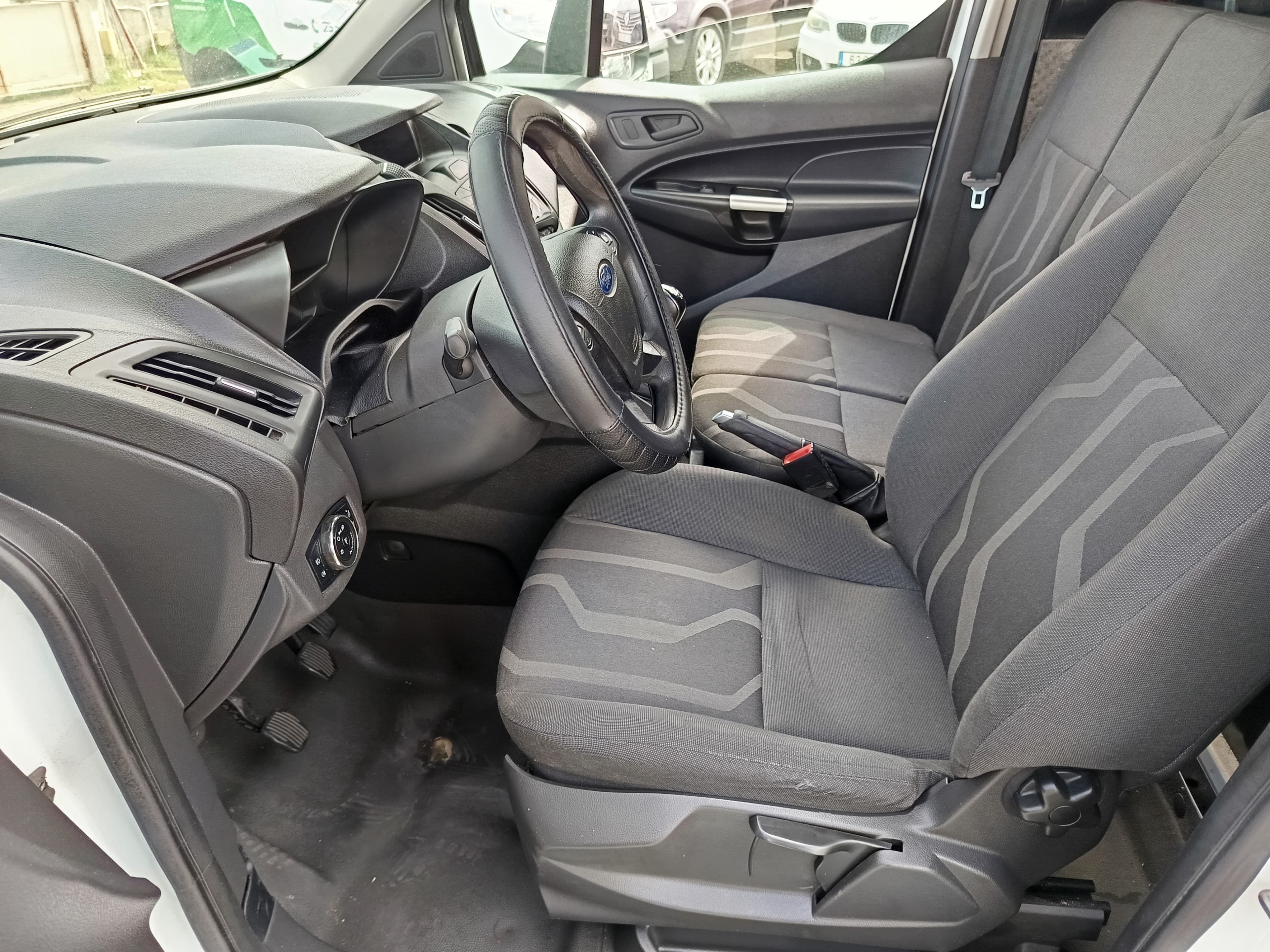 Ford Transit · Ano 2016 — imagen 25