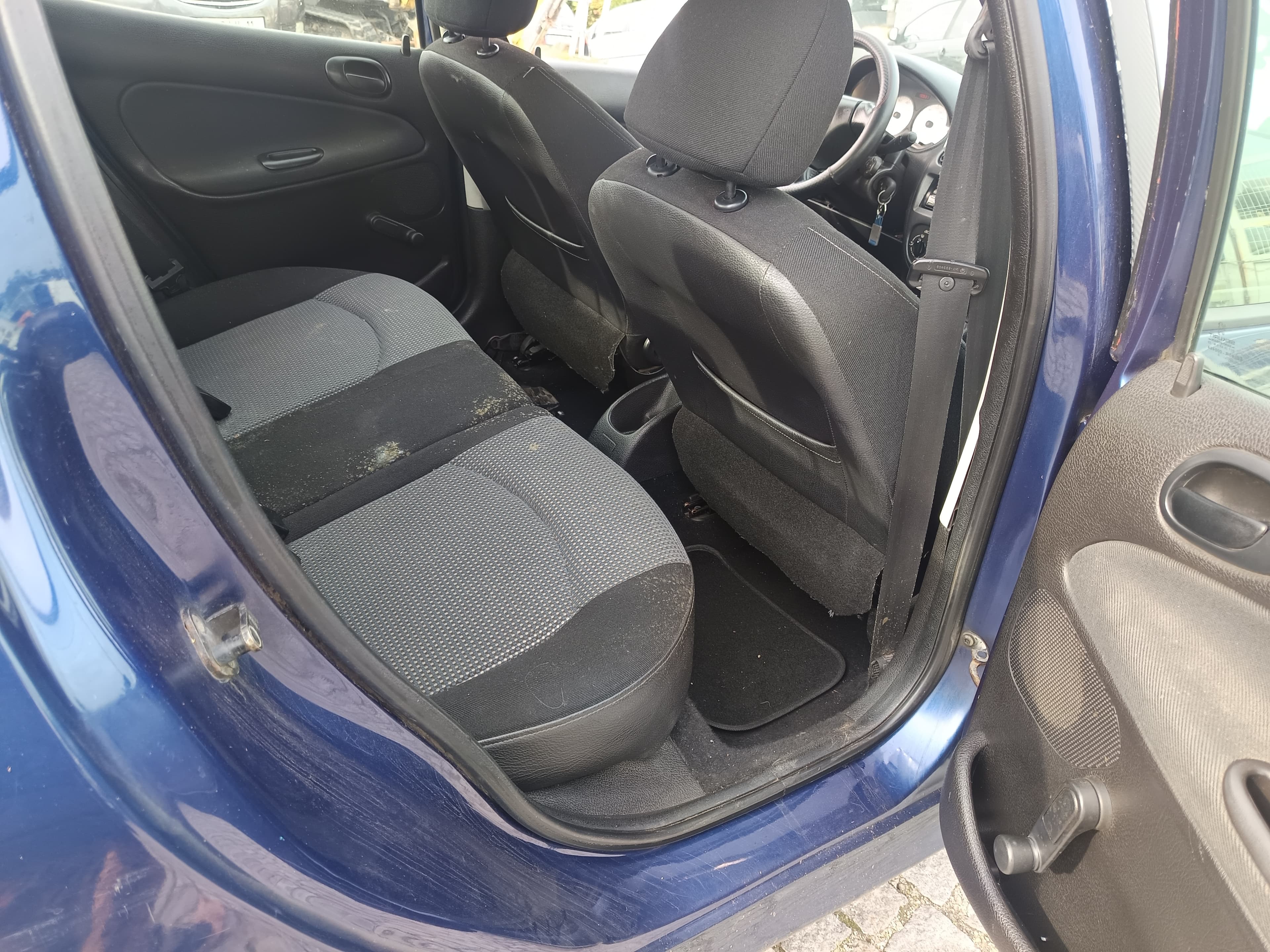 Peugeot 206 · Año 2003 — imagen 20