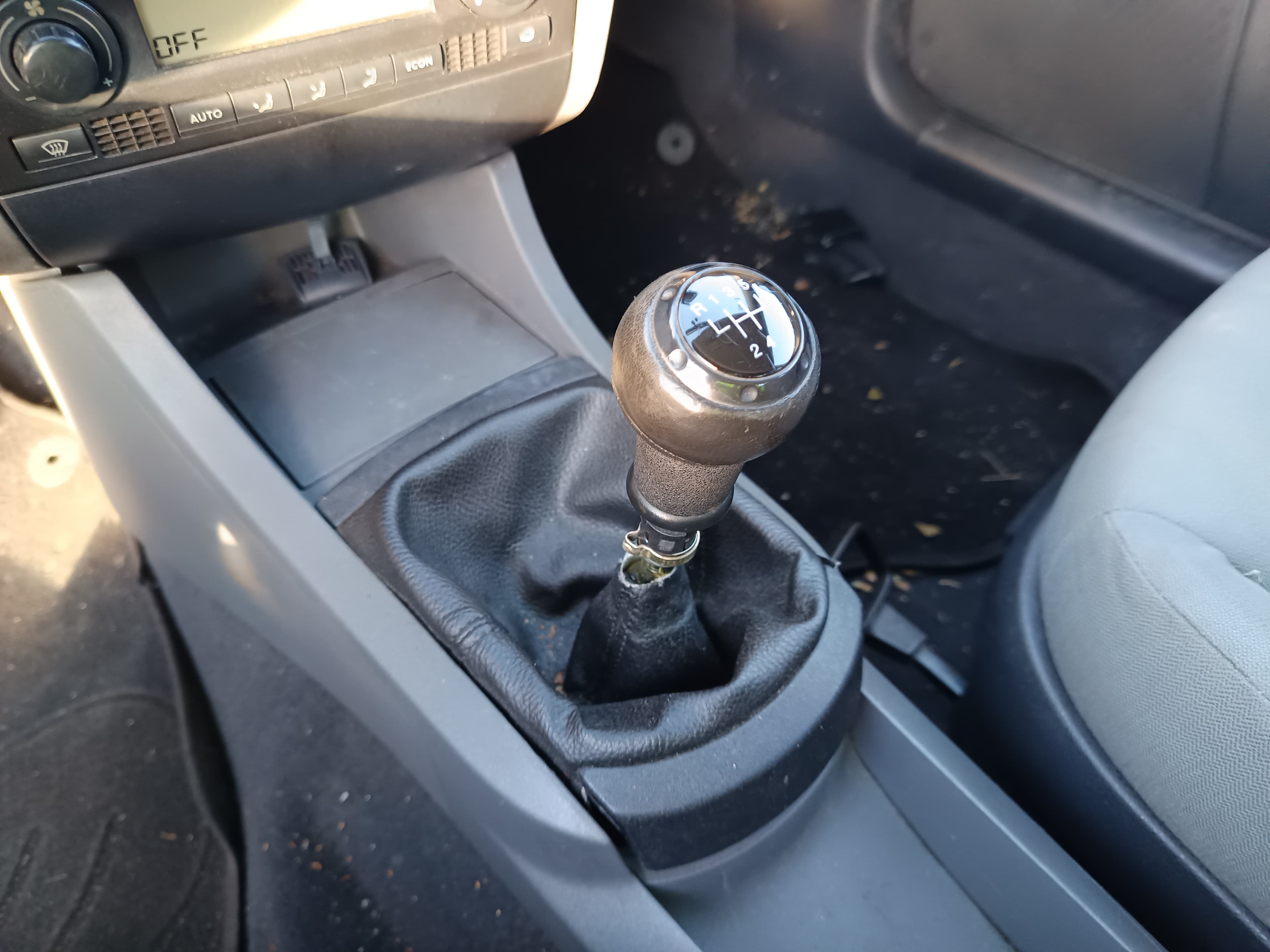 Seat Ibiza 1.2 · Ano 2002 — imagem 36