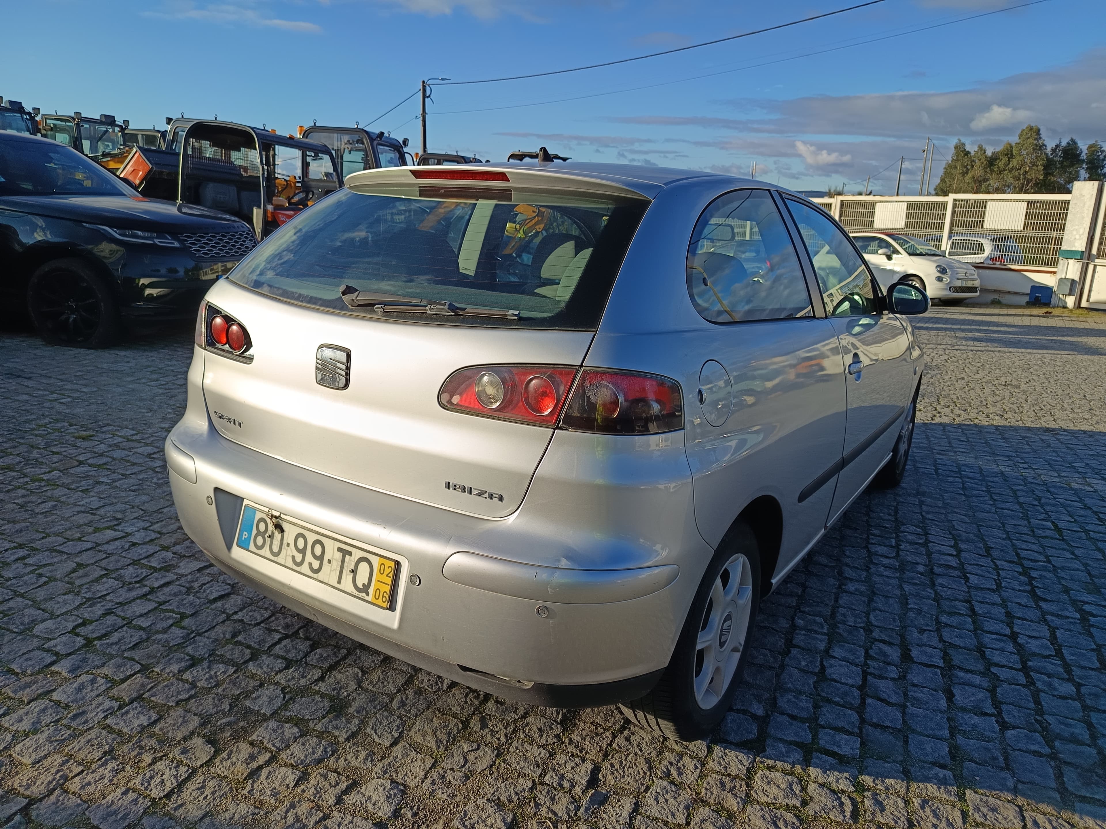 Seat Ibiza 1.2 · Ano 2002 — imagem 4