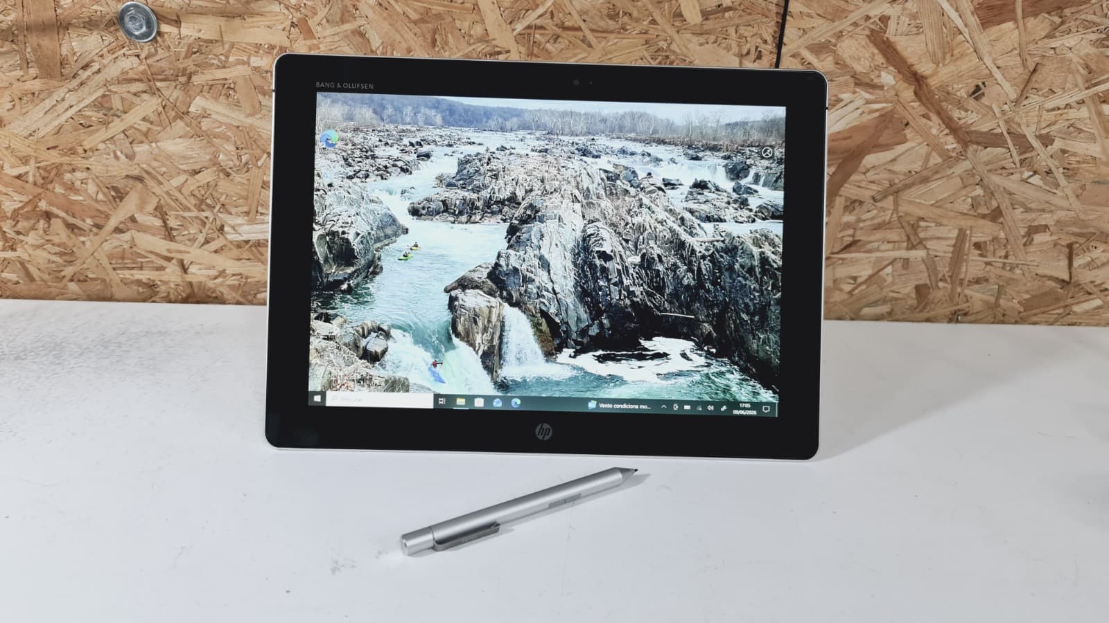 Computador portátil HP Elite X2 1012 G1 — imagen 2