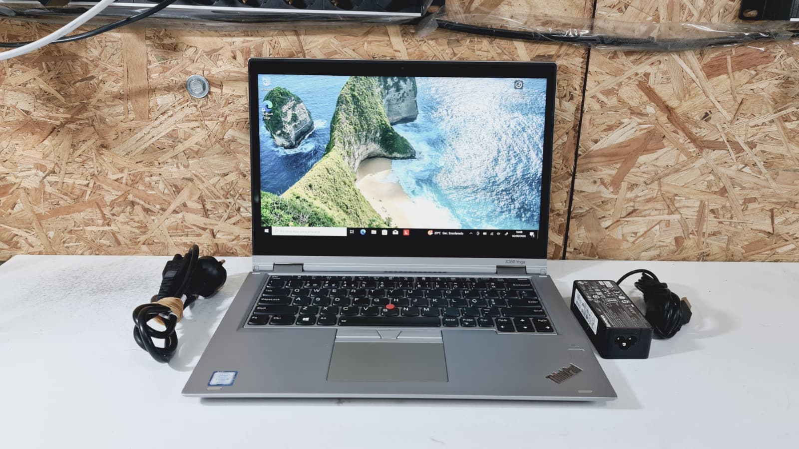 Computador portátil Lenovo ThinkPad X380 Yoga — imagen 1