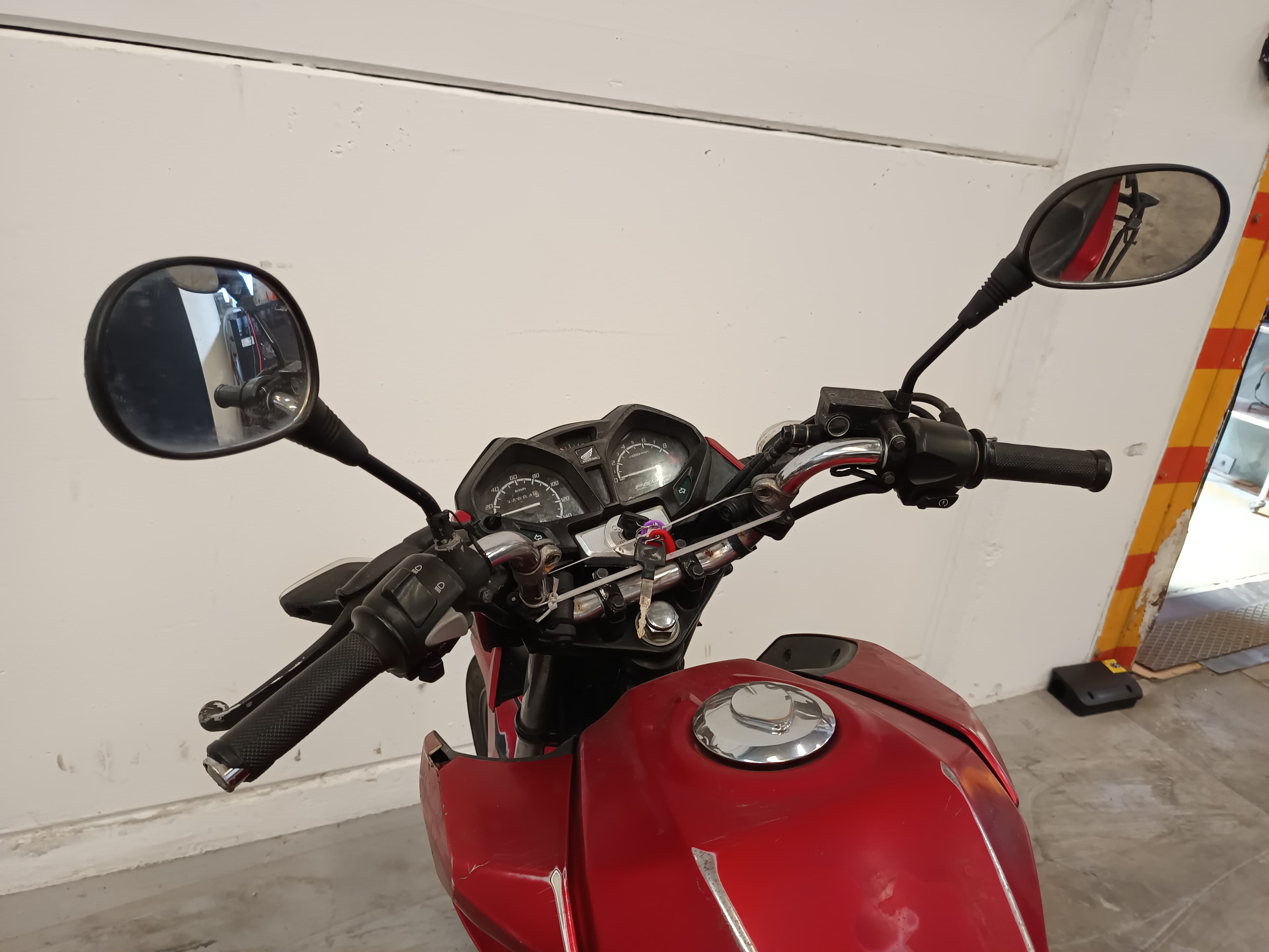 Honda 125 CBF · Ano 2015 — image 11