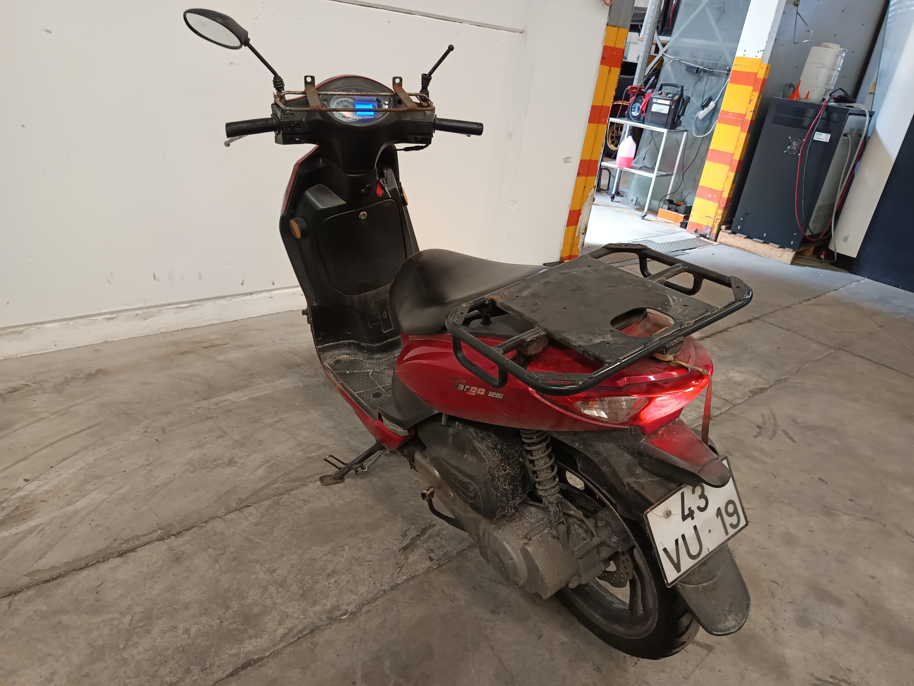 SYM Symphony Cargo 125cc · Ano 2018 — imagen 4