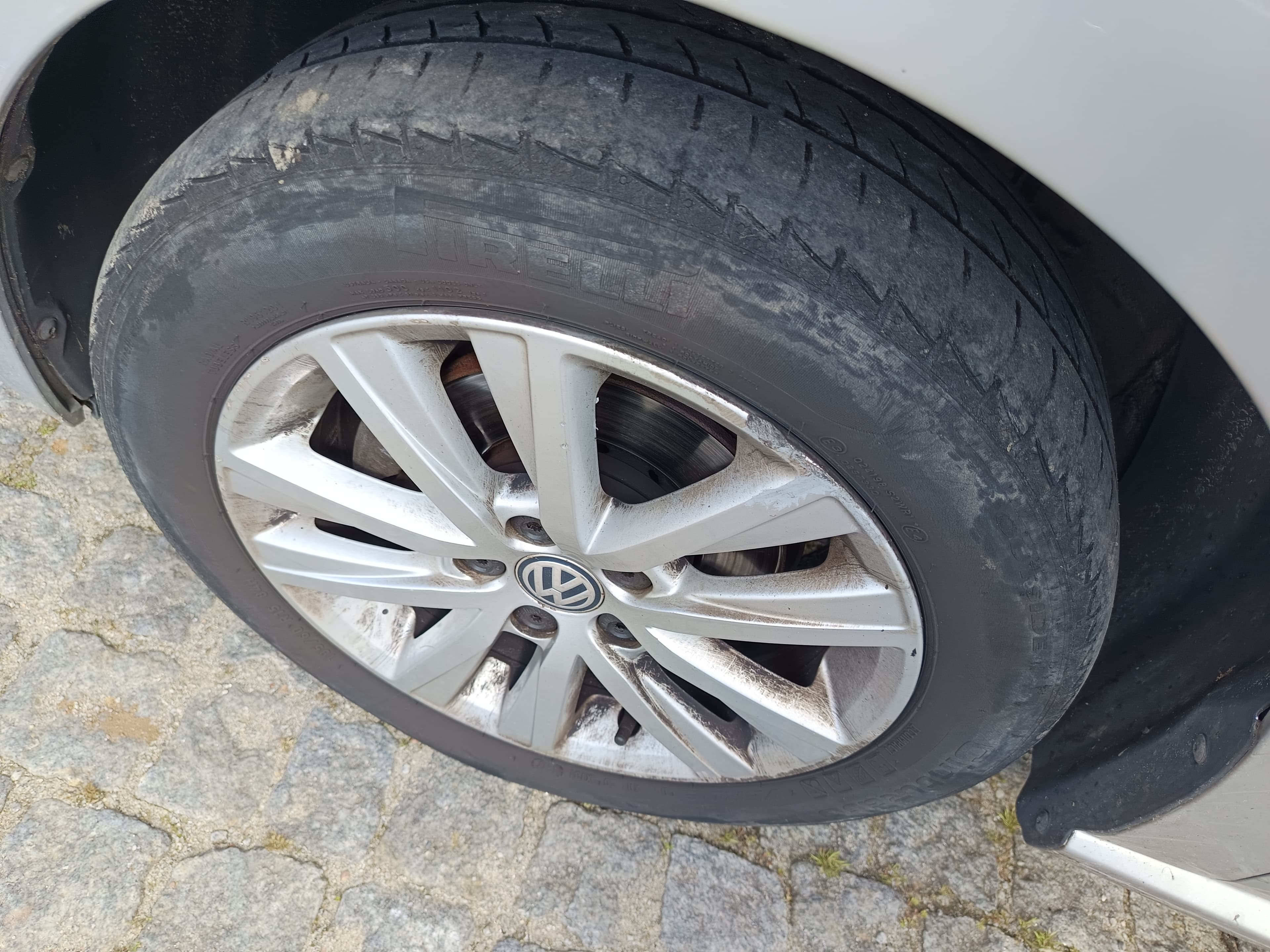 Volkswagen Polo- 2014 — imagen 8