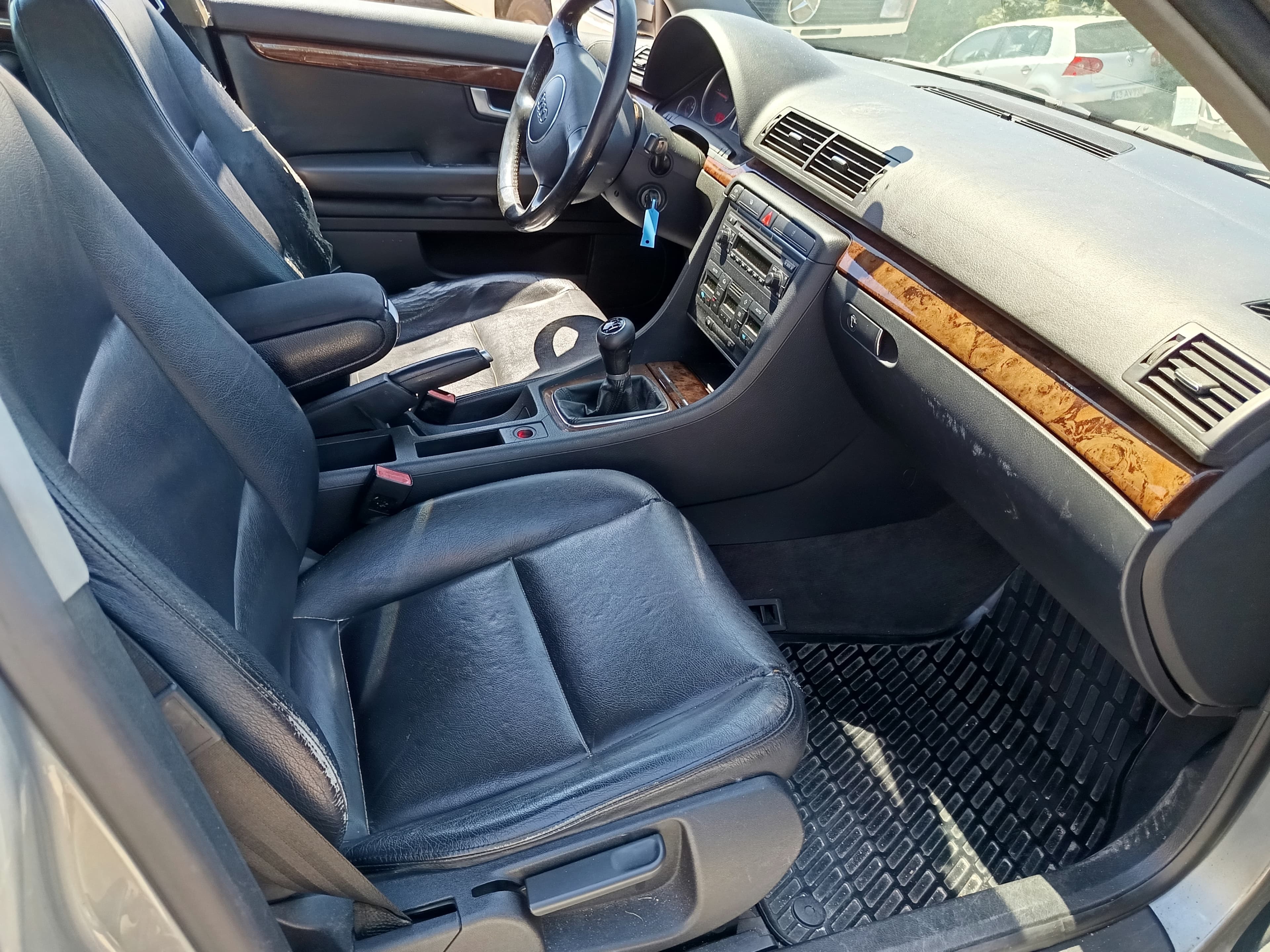 Audi A4 1.9 TDI · Ano 2004 — imagen 21